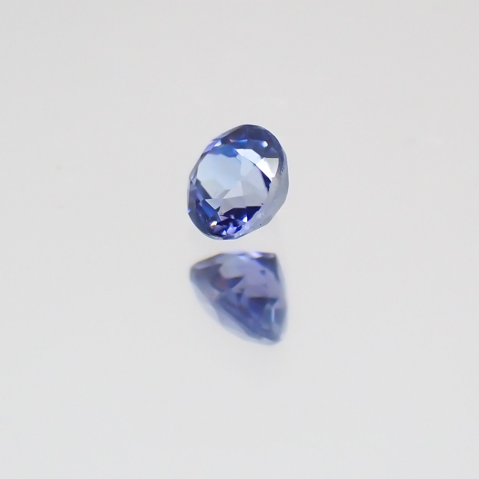 ベニトアイト(宝石名ベニトアイト) アメリカ・カリフォルニア産 0.079ct 識別済[21019047]2.4×2.4mm前後