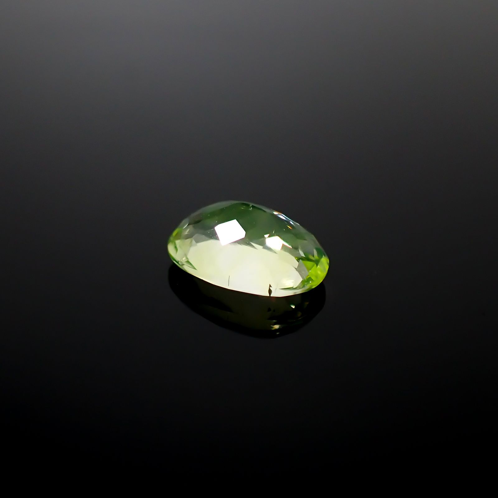 ハイアライトオパール メキシコ産 0.85ct [250129786]8x5.8mm前後