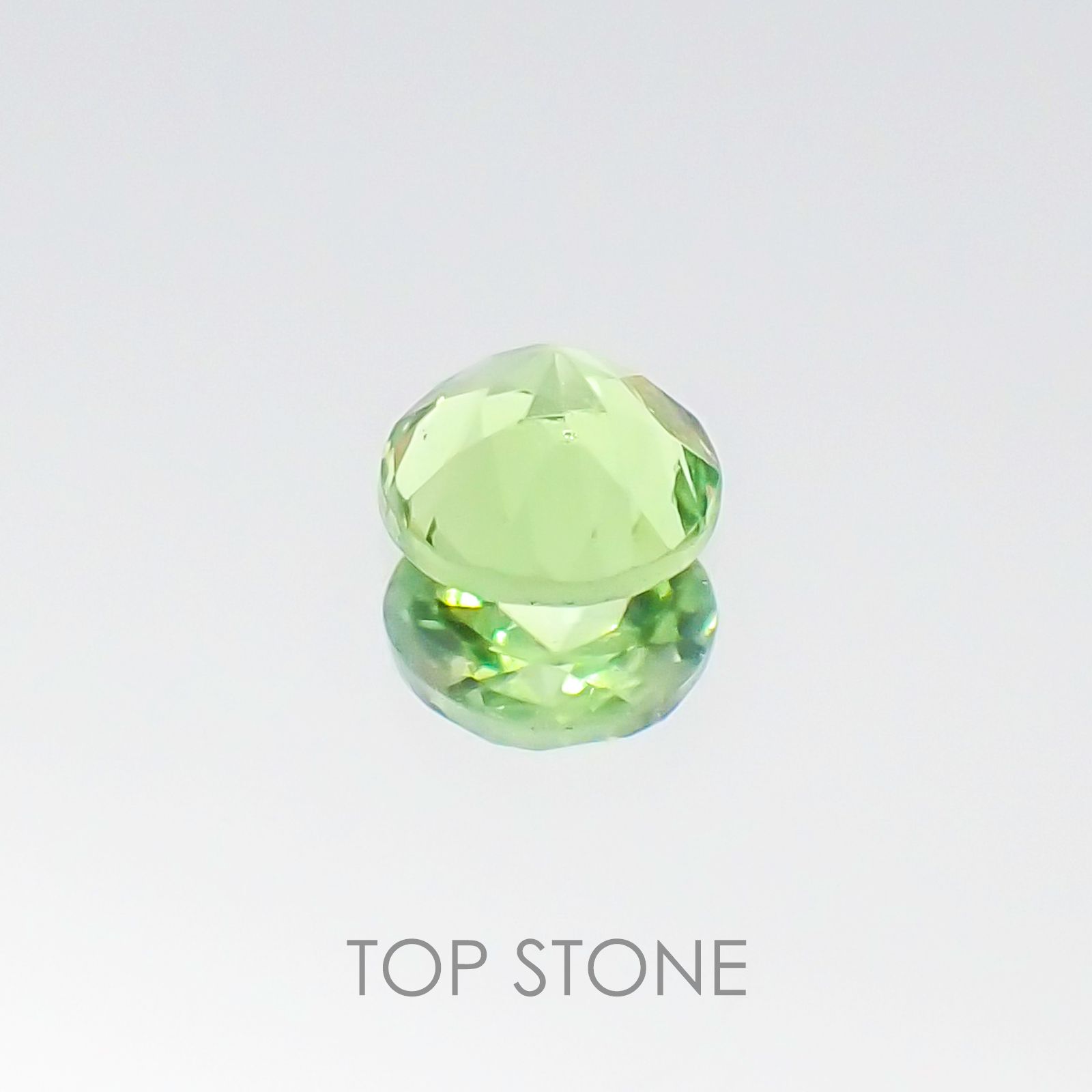 ミントガーネット ケニア産 ルース 0.27ct[20096108]3.9×3.8mm前後