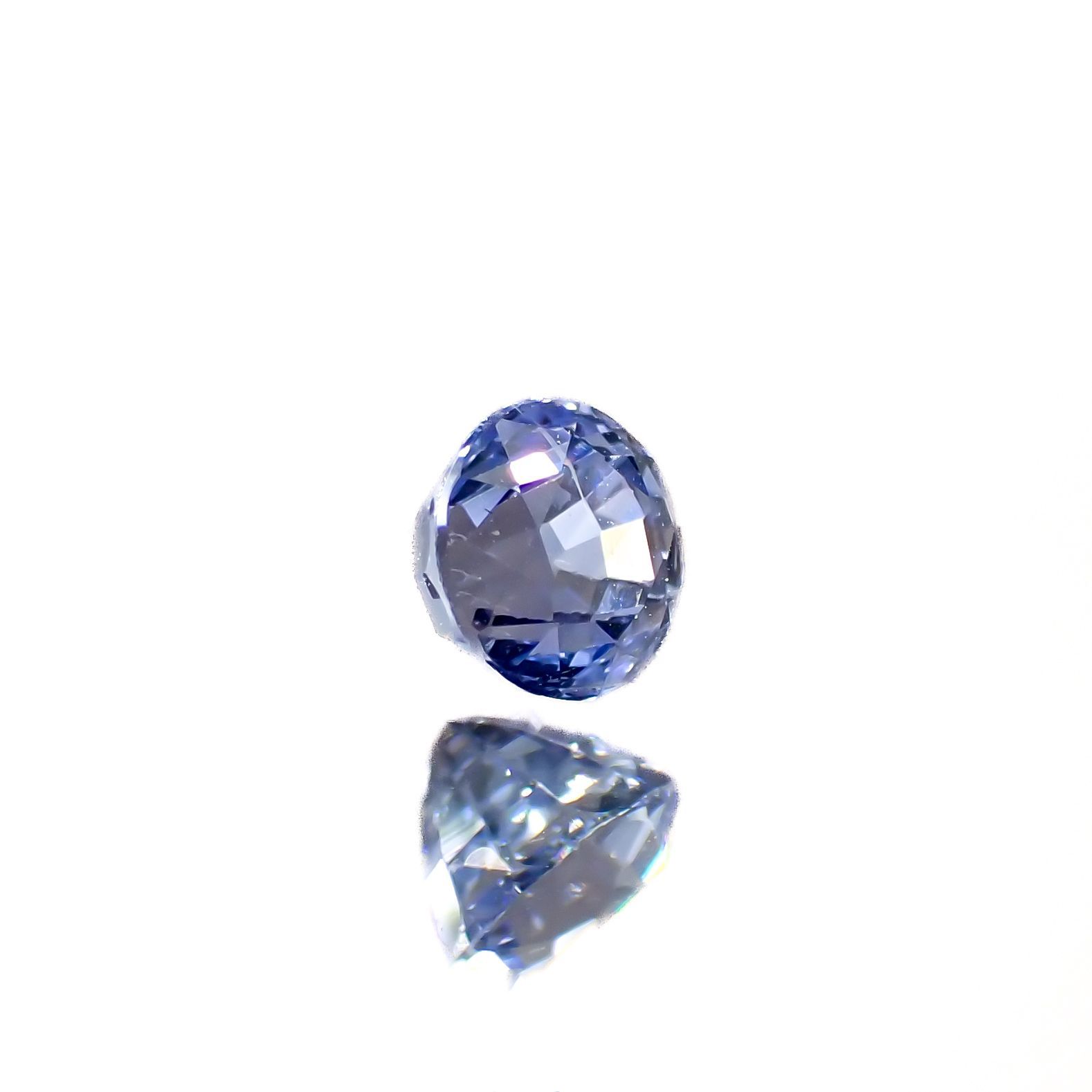 アイスブルーサファイア(宝石名サファイア)スリランカ/マダガスカル産 0.40ct 識別済[220515975]3.9x3.8mm前後