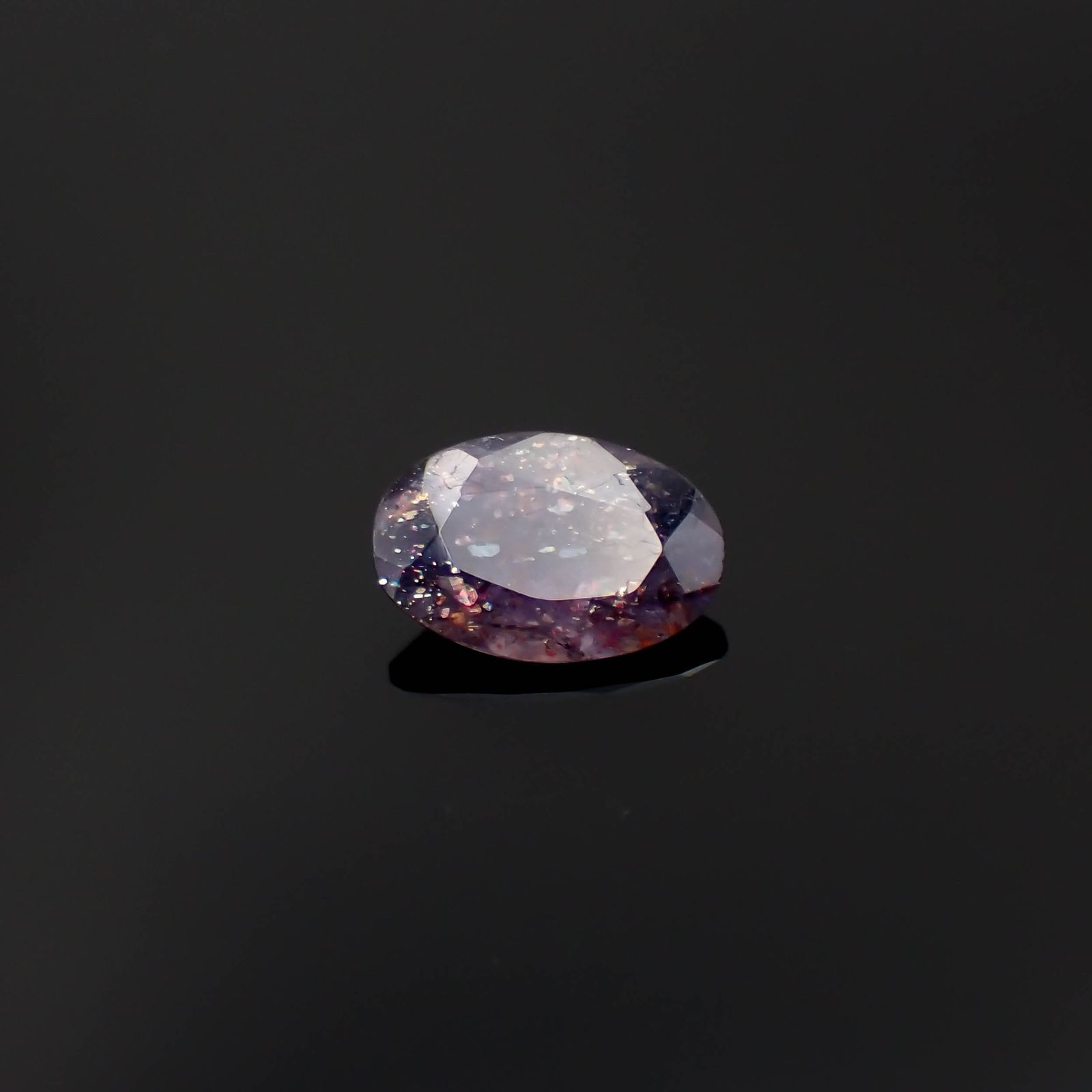 ブラッドショットアイオライト インド産 1.19ct[230622532]9.8x6.6mm前後