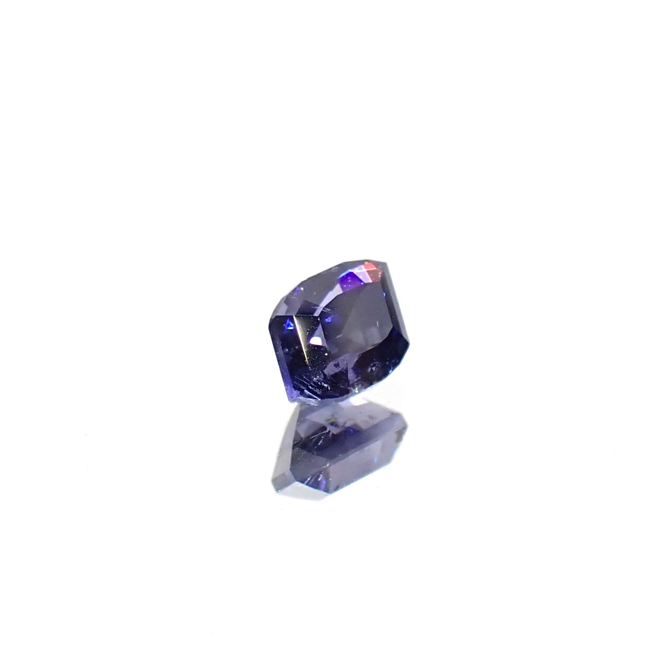 ◇カスタムカット◇ベニトアイト アメリカ・カリフォルニア州産 0.24ct [250630571]4.5x3.1mm前後
