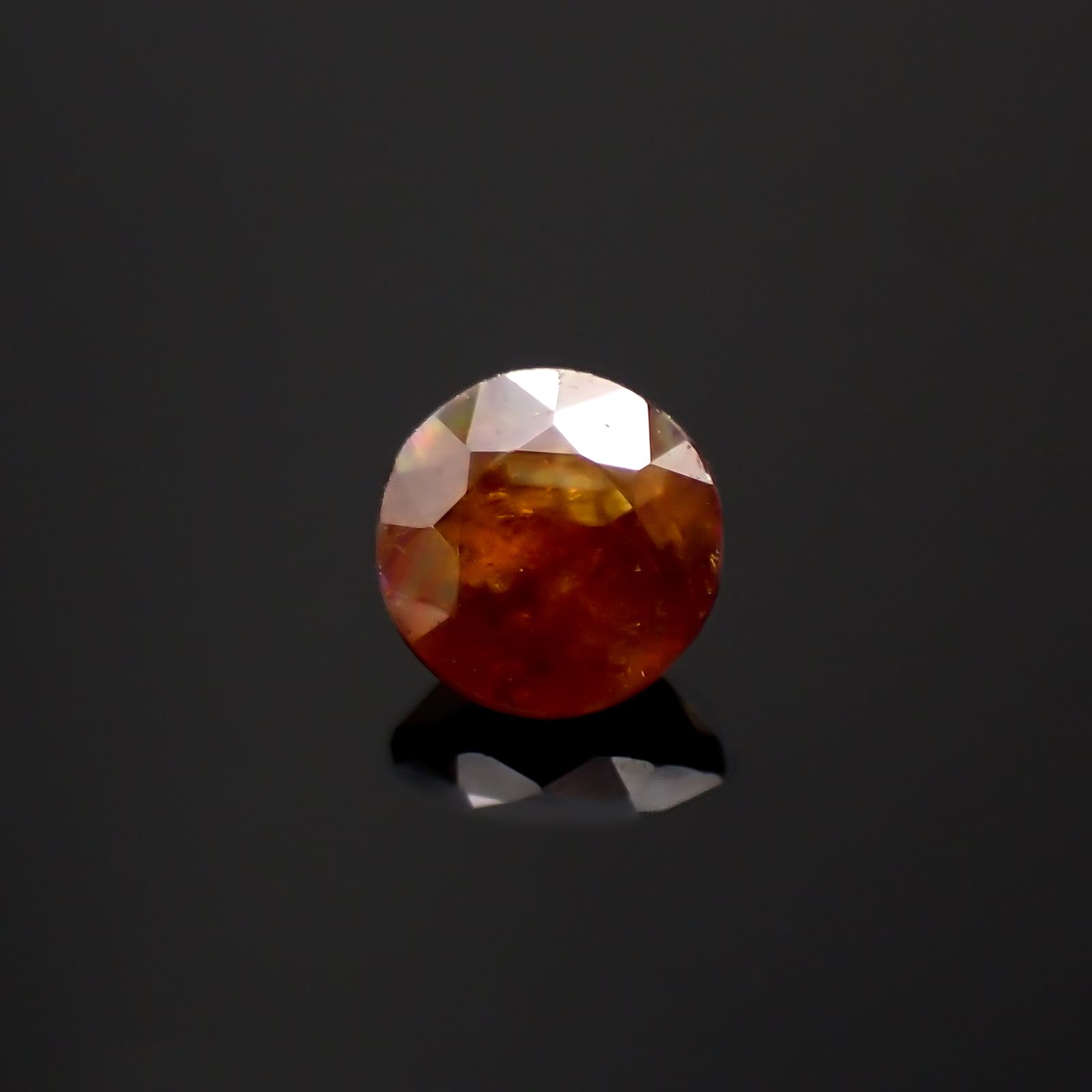 レインボーガーネット 日本・奈良県産 0.42ct[230923309]4.4x4.4mm前後