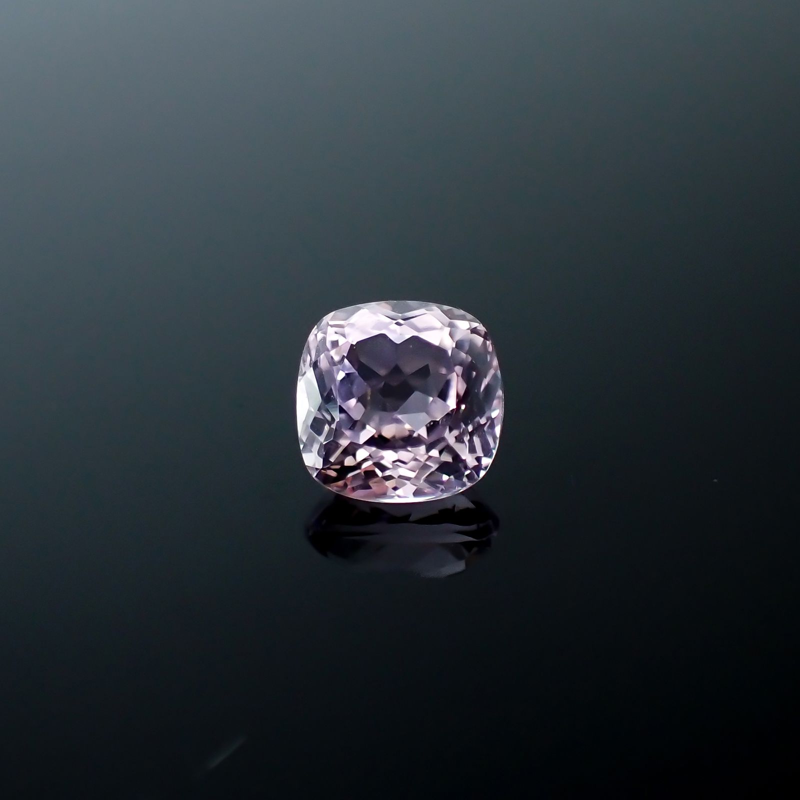 クンツァイト アフガニスタン産 1.86ct[231224782]7x7mm前後