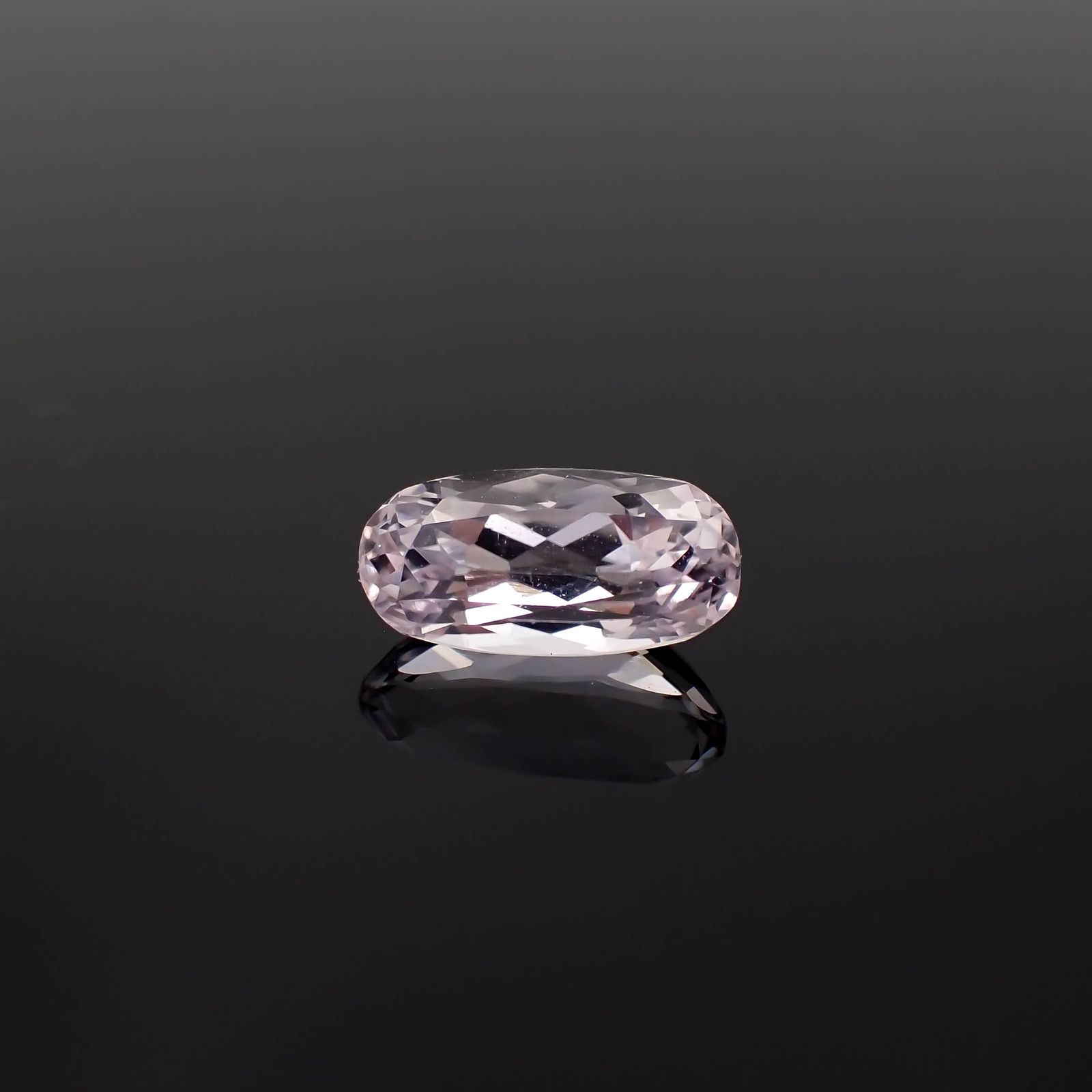 クンツァイト アフガニスタン産 1.86ct[230722933]10.1x5mm前後