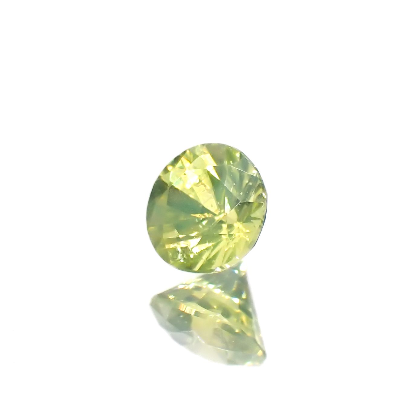 クリソベリル(宝石名クリソベリル)スリランカ産 0.22ct 識別済[230622490]3.5x3.4mm前後
