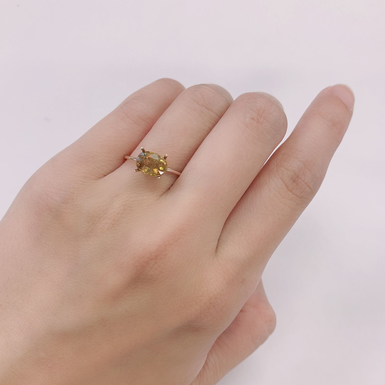 ゴールデンスフェーン(宝石名スフェーン) マダガスカル産 1.63ct 識別済[210812763]8.1×5.7mm前後