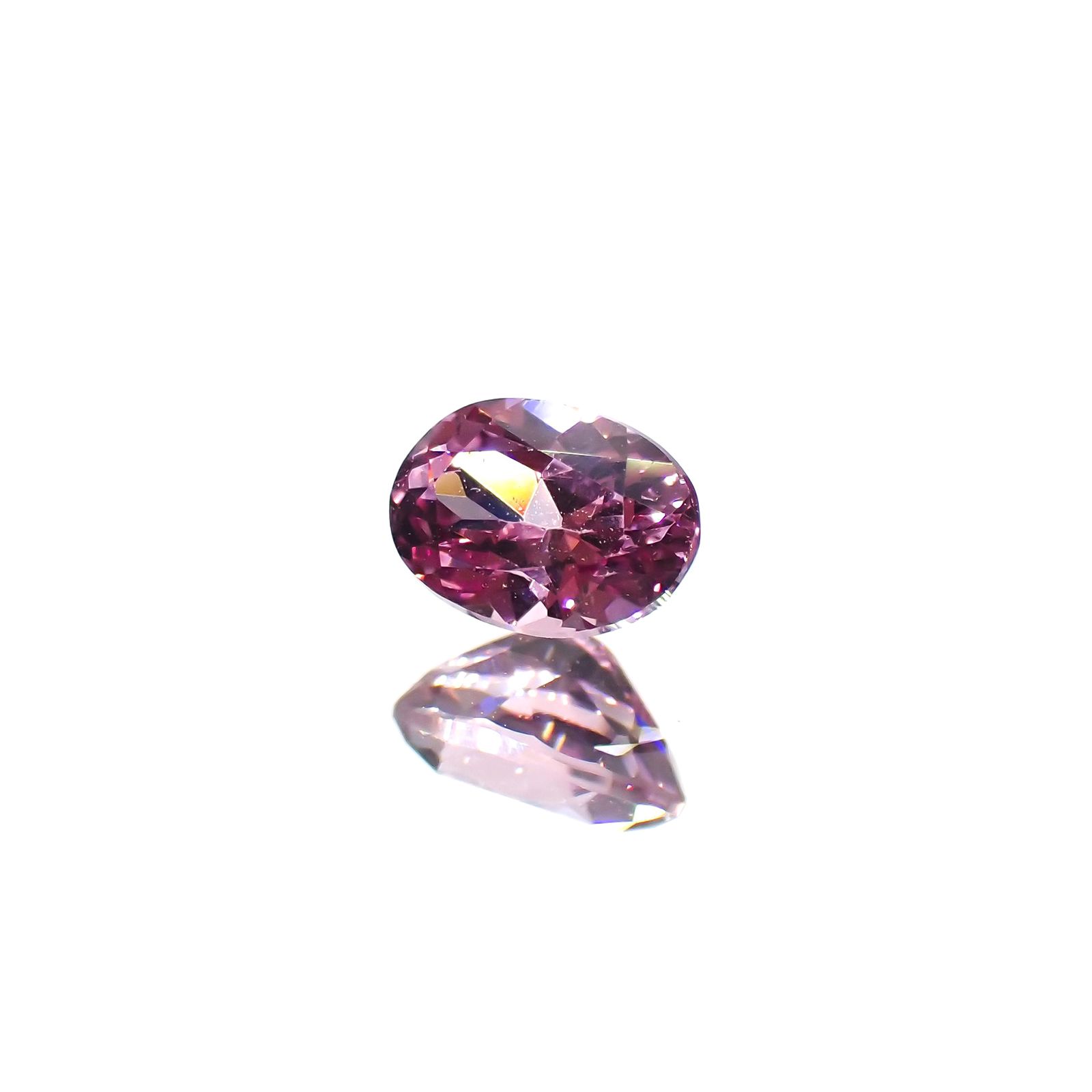 カラーシフトマラヤガーネット(宝石名ガーネット)タンザニア産 0.54ct 識別済[220115008]5.4x3.8mm前後