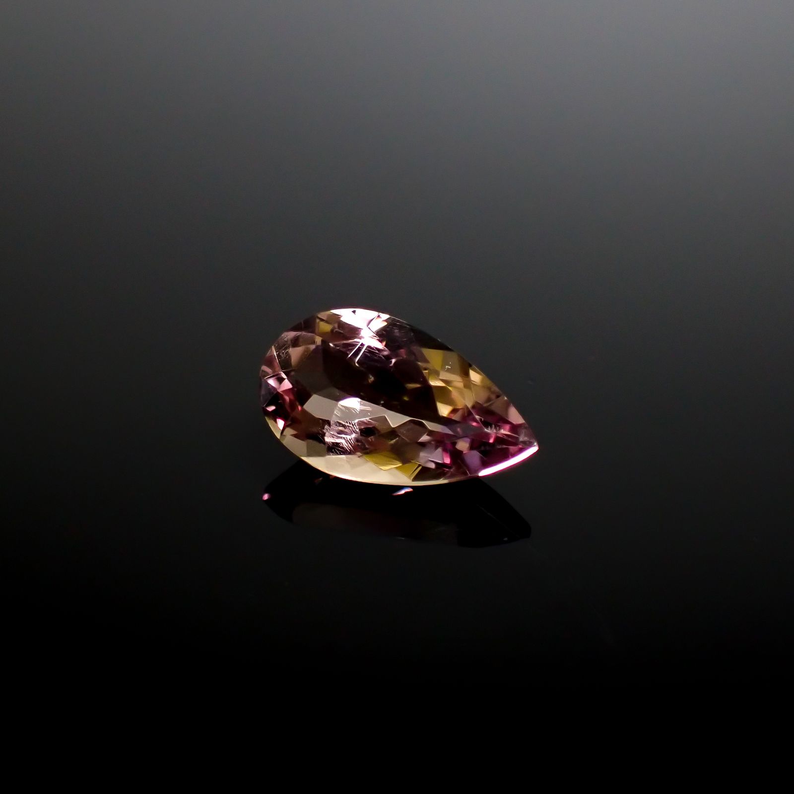 アメトリン ボリビア産 3.82ct [250129758]14.7x8.6mm前後