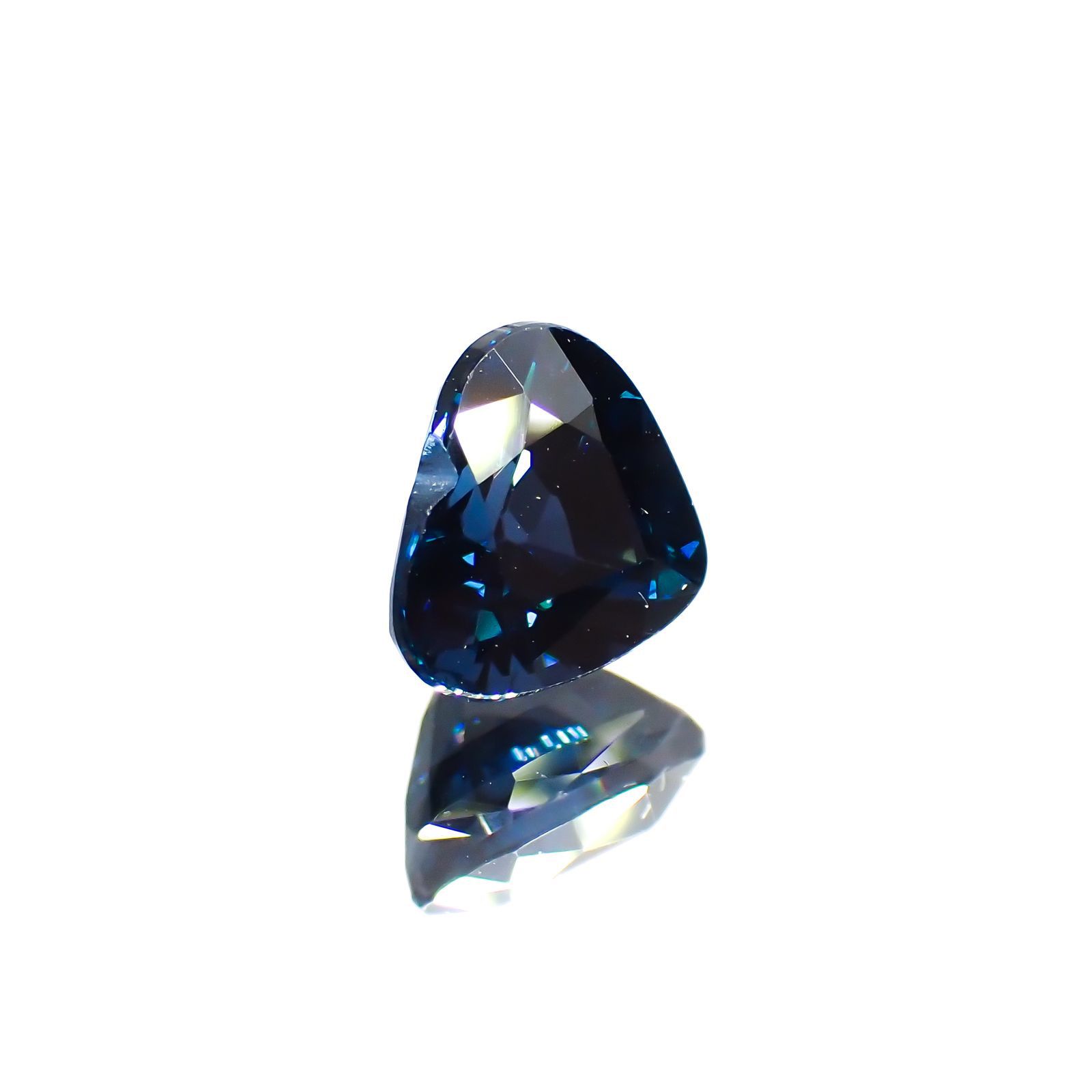 コバルトブルースピネル(宝石名ブルー・スピネル)スリランカ産 1.155ct ソ付(日独)[220113829]5.7x6.51mm前後