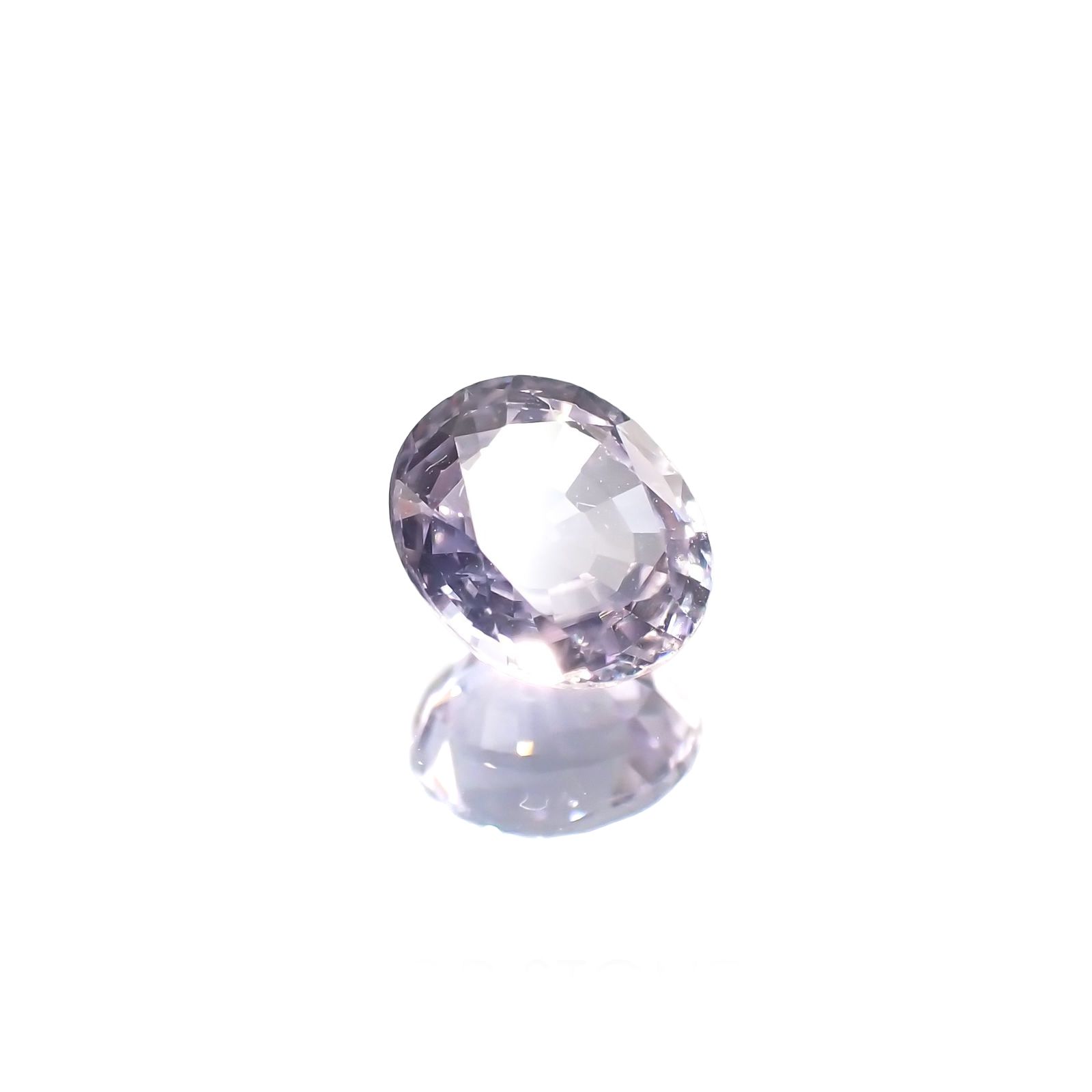 ラベンダーサファイア(宝石名サファイア) マダガスカル/スリランカ産 識別済 0.90ct / 6.2x5.4mm前後 [210812504]