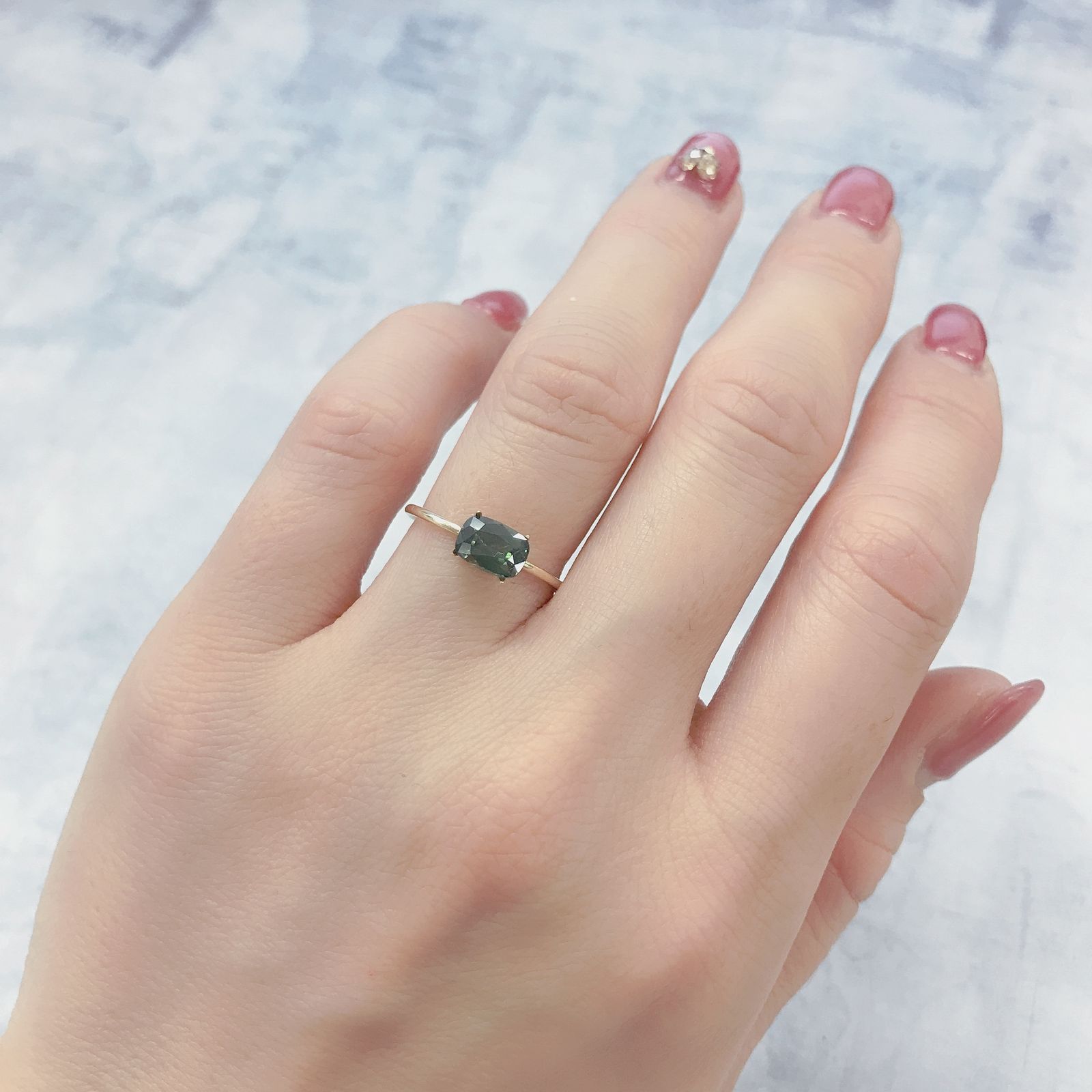 グリーンジルコン(宝石名ジルコン)スリランカ/カンボジア産 1.06ct 識別済[220114893]6.8x4.8mm前後