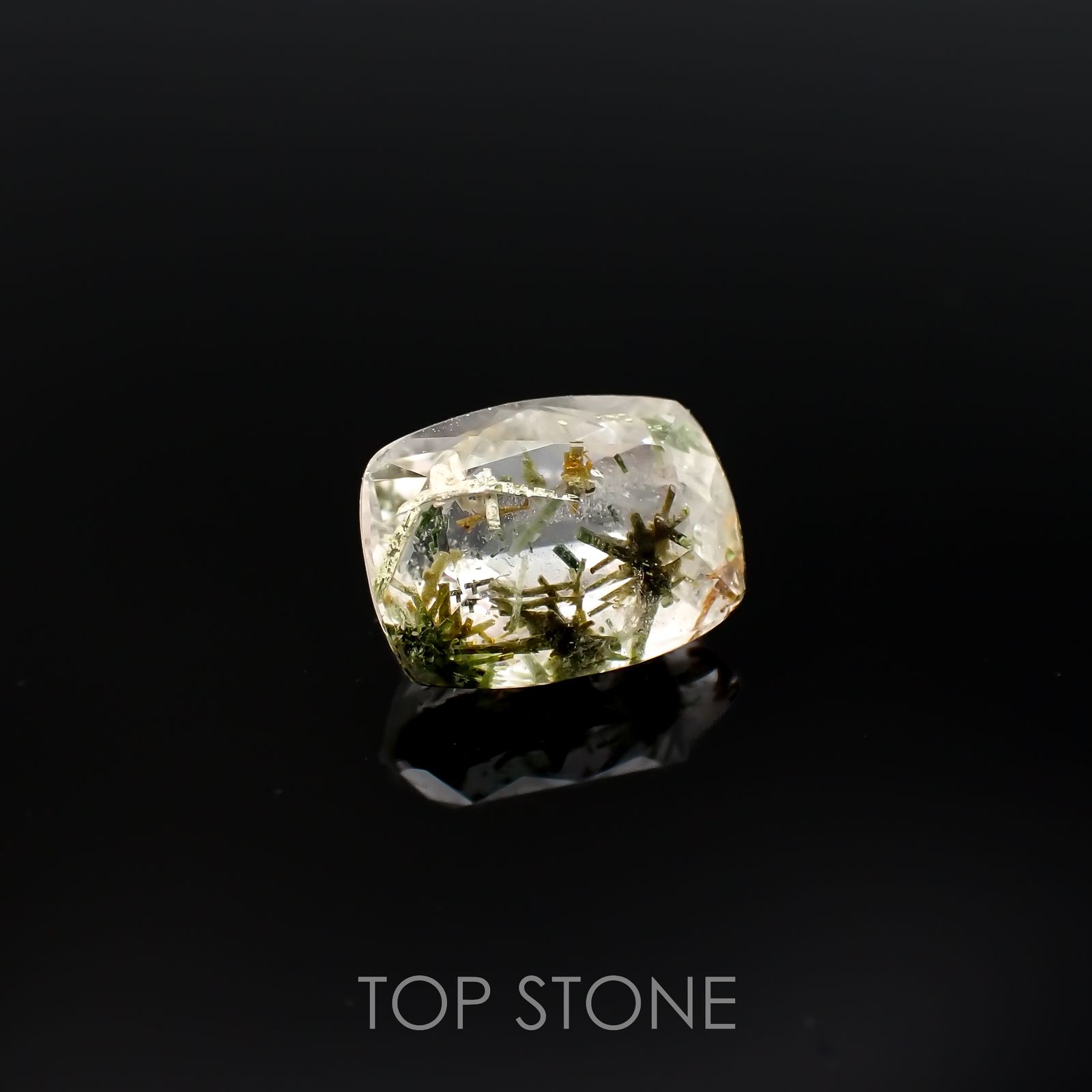 ヘデンベルジャイトインクォーツ インドネシア産 2.53ct[220917826]9.5x7.1mm前後