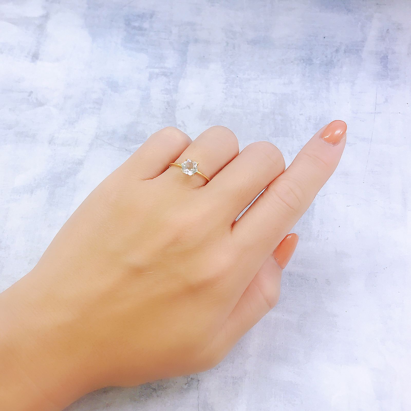 ◇ヘキサゴンカット◇ホワイトトパーズ ブラジル産 1.21ct[221018503]6.1x6mm前後