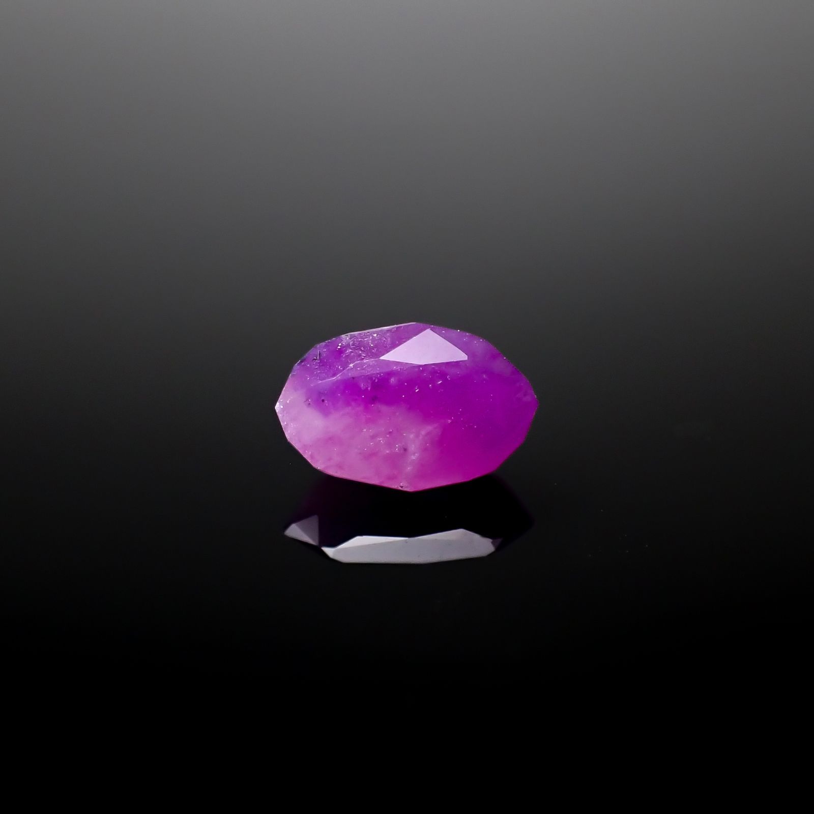 ◇カスタムカット◇スギライト 南アフリカ産 1.27ct [241029387]8.9x5.9mm前後