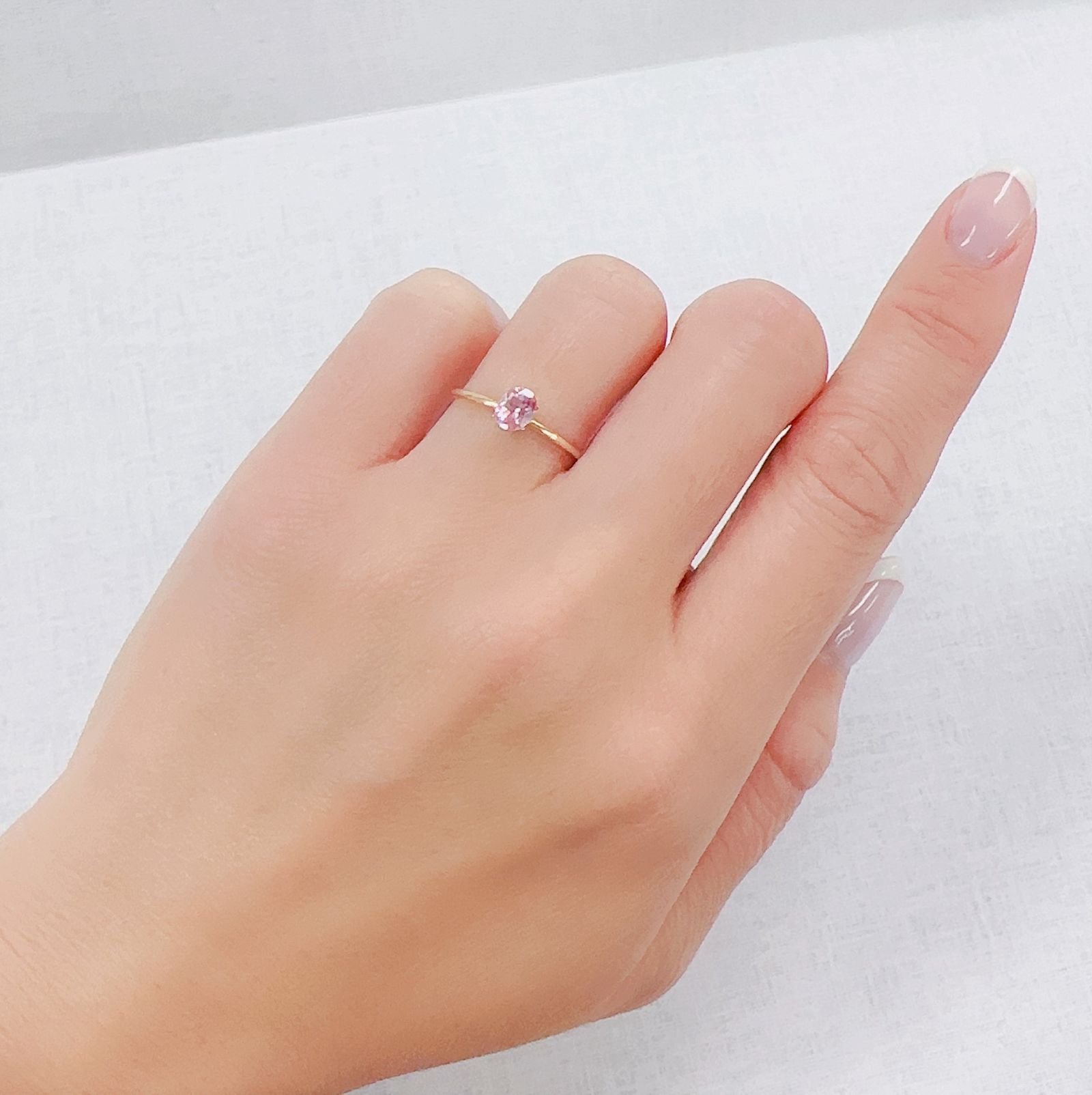 シルキーピンクスピネル タンザニア産 0.43ct [230421568]5x4mm前後