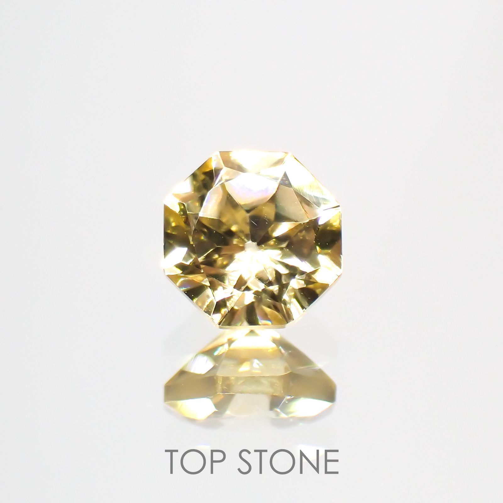◇オクタゴンカット◇イエロージルコン(宝石名ジルコン) カンボジア産 0.84ct 識別済[210410486]5×5mm前後