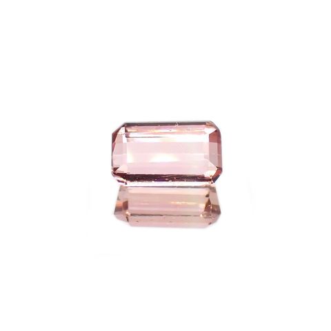 ローズピンクトルマリン(宝石名ピンク・トルマリン)ブラジル/アフリカ産 0.71ct 識別済[220114858]6.8x4mm前後