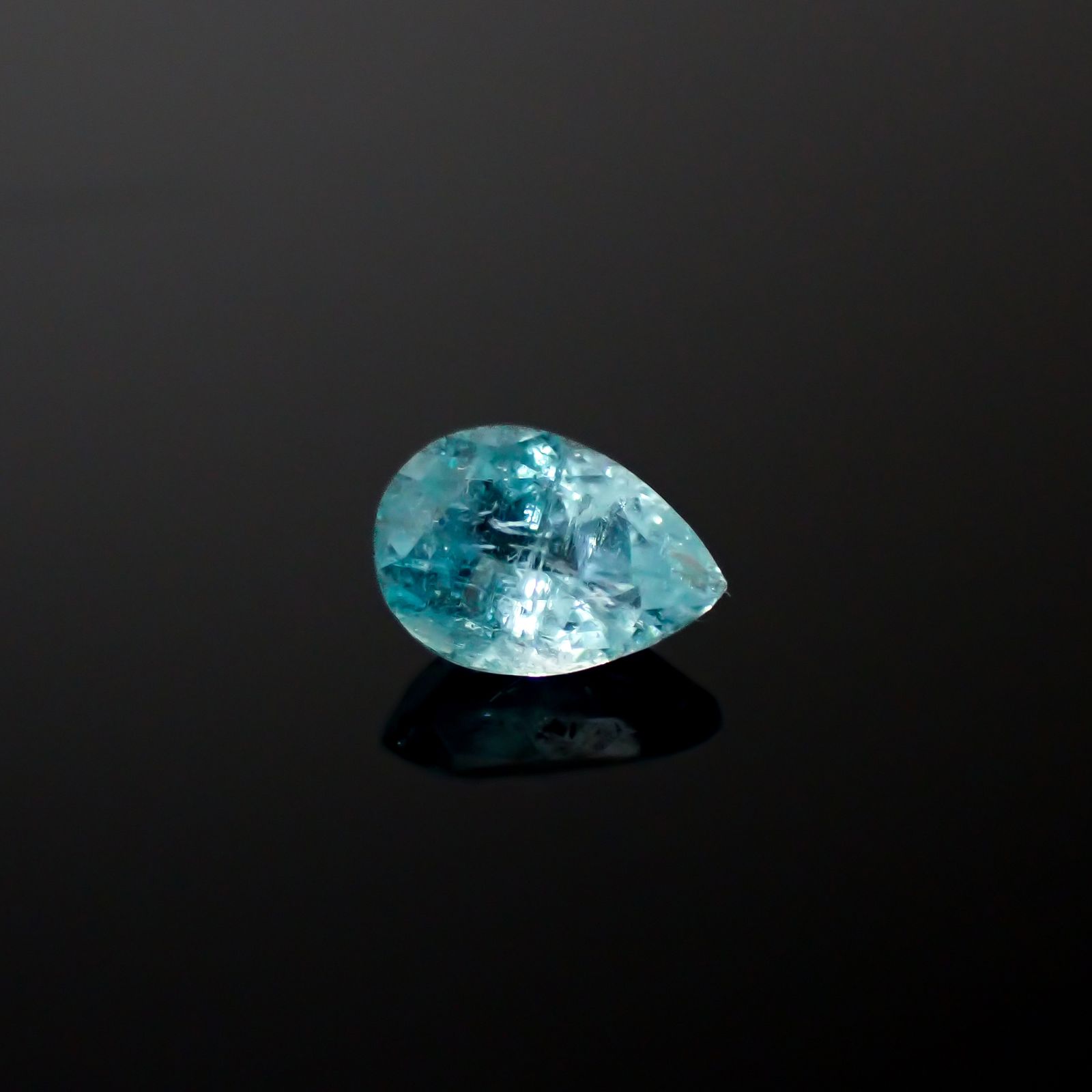 パライバトルマリン ブラジル産 0.31ct[240928745]5.3x3.8mm前後