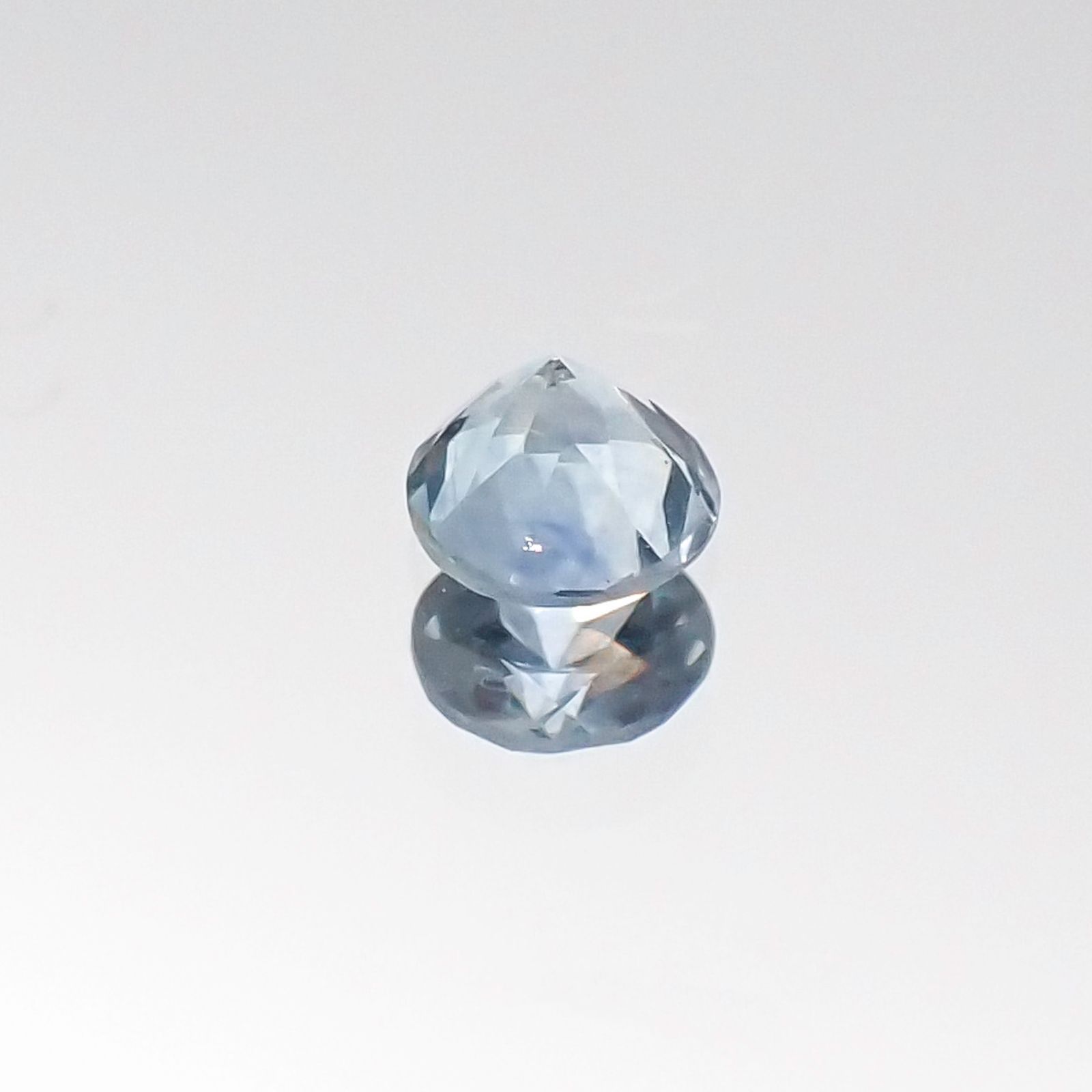 モンタナサファイア アメリカ産 ルース 0.15ct[20096056]3.2×3.2mm前後