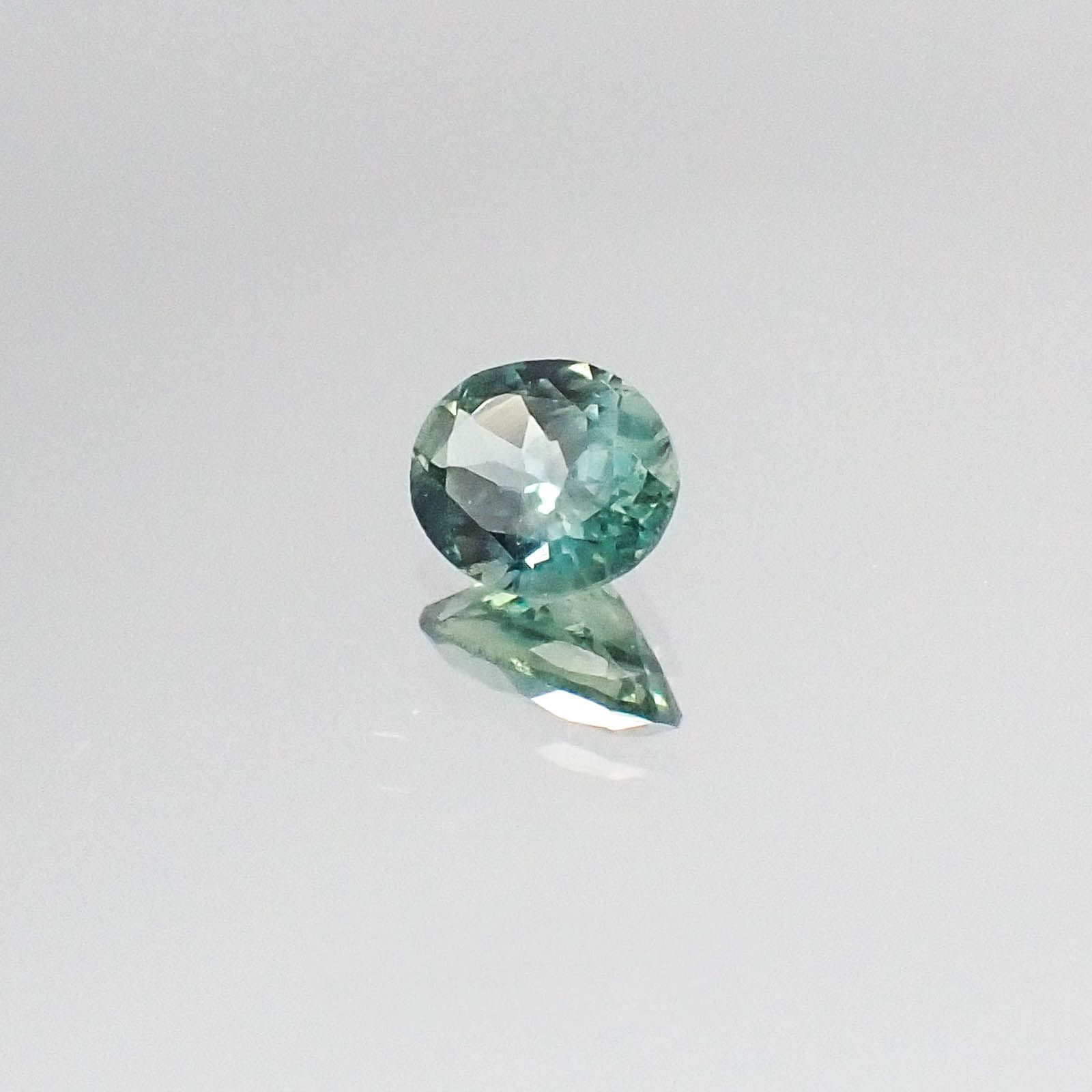 モンタナサファイア アメリカ産 ルース 0.38ct[20073894]5×4mm前後