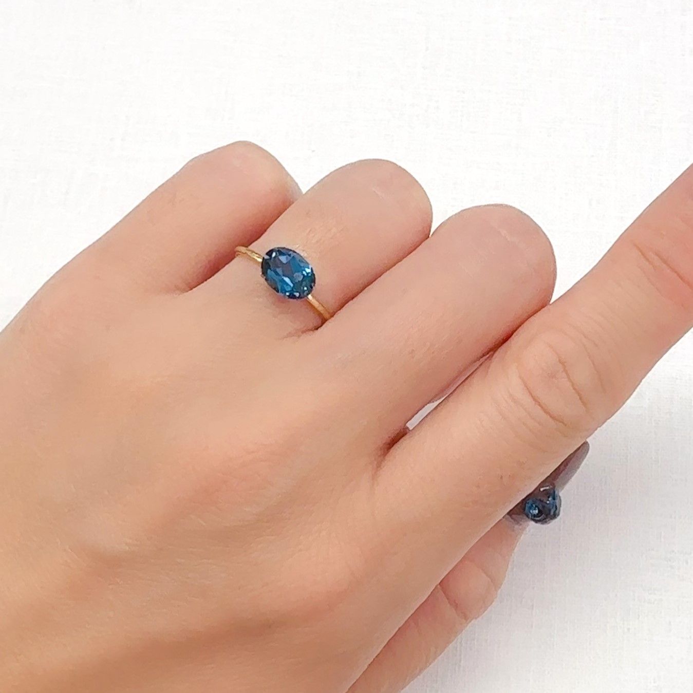 ロンドンブルートパーズ ブラジル産 1.55ct[240326794]7.9x6mm前後