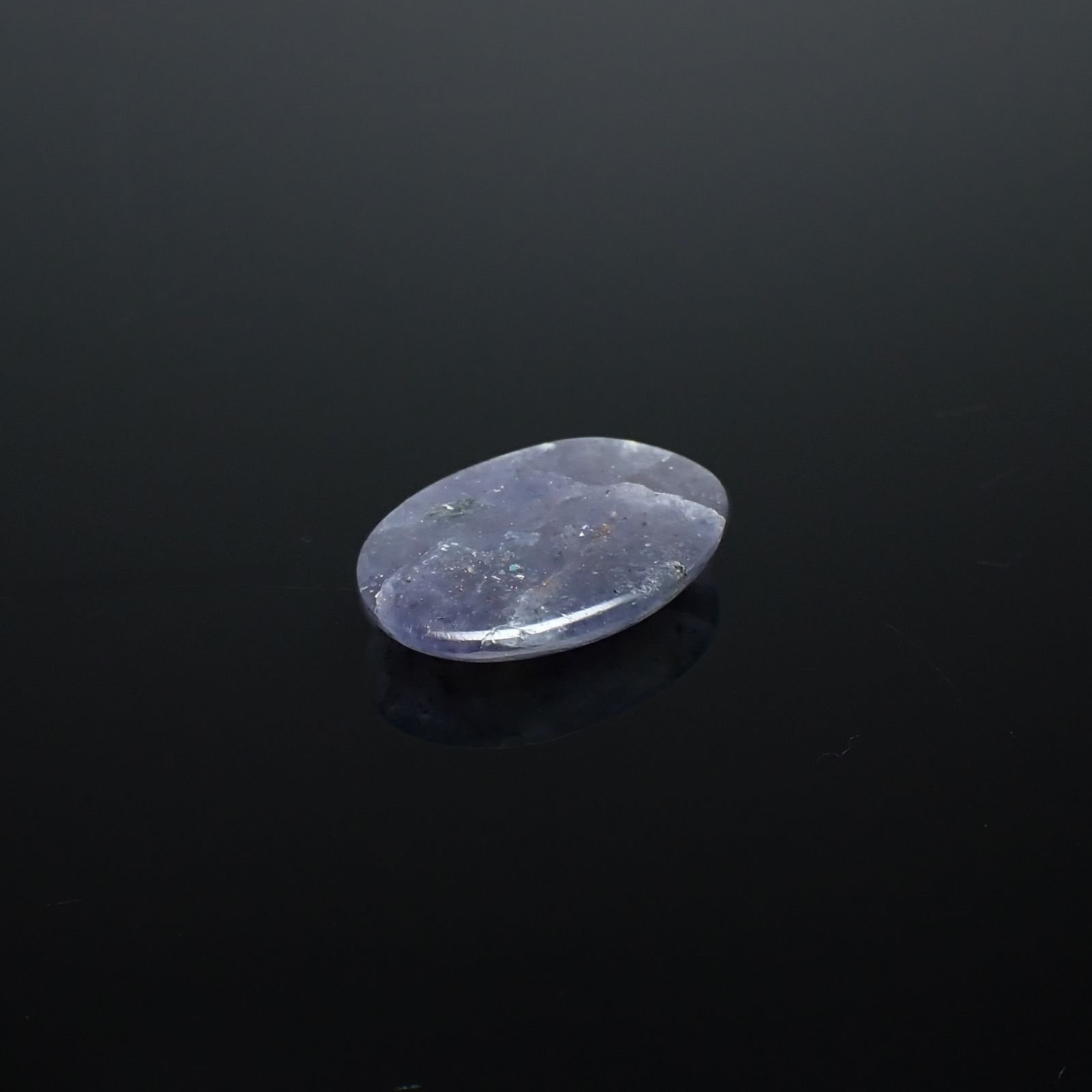 ブラッドショットアイオライト インド産 9.46ct[240226180]20.6x13.9mm前後