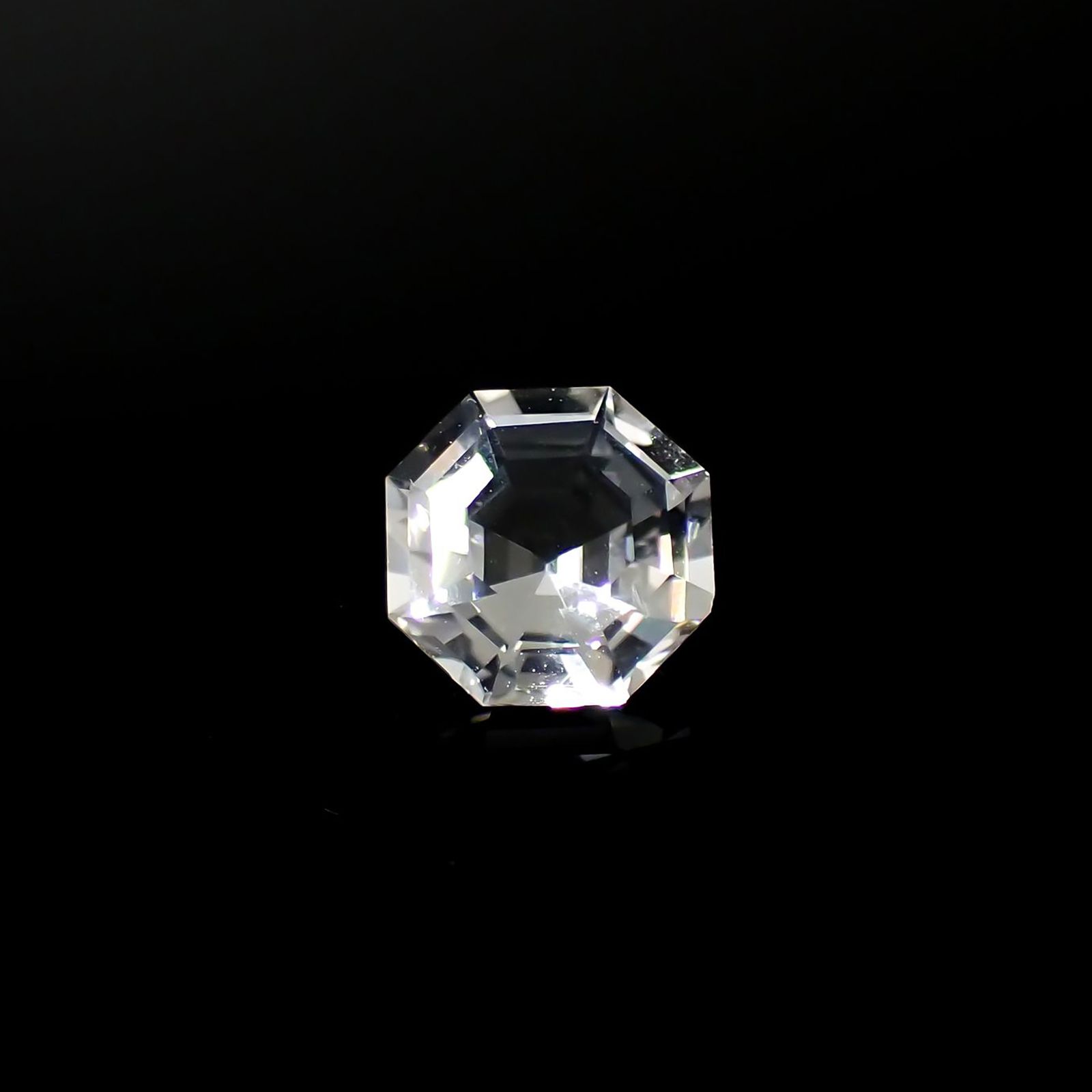 ◇オクタゴンカット◇レムリアンシードクリスタル(保証シール付き) ブラジル産 0.94ct [240326842]6.7x6.7mm前後