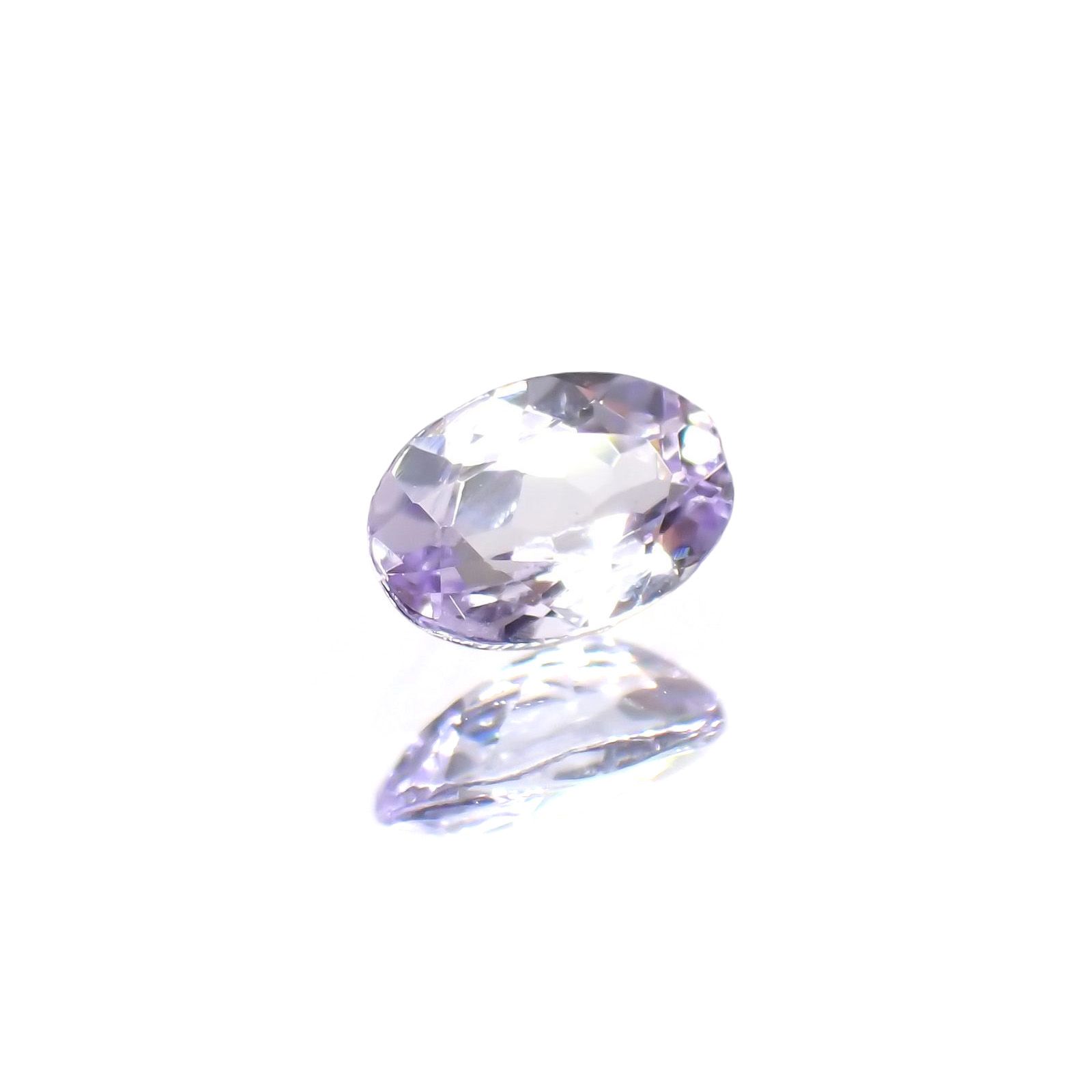 ラベンダーゾイサイト(宝石名ゾイサイト)タンザニア産 識別済 0.40ct / 5.7x3.8mm前後 [220115065]
