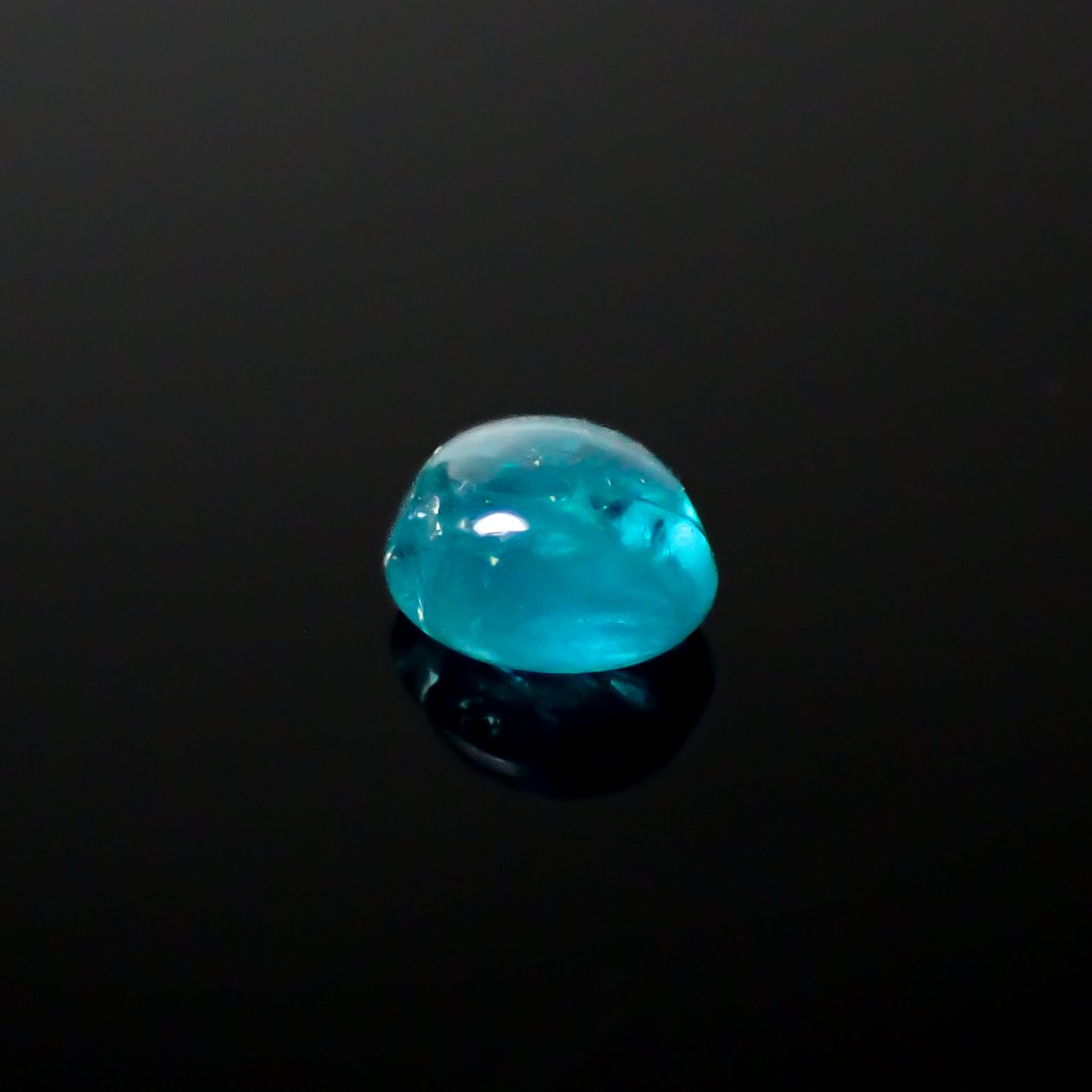 アウイナイト フルオレッセンス アフガニスタン産 0.13ct[240929044]3.5x3.1mm前後