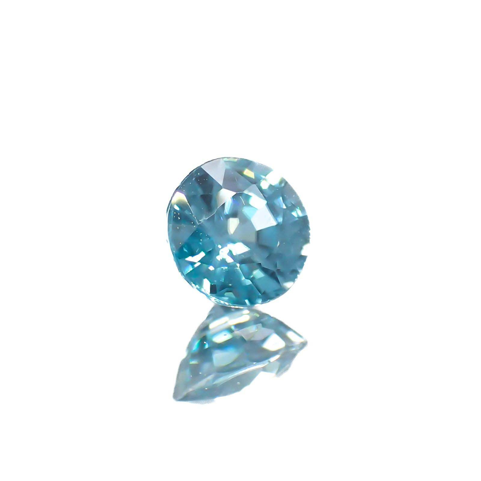 ブルージルコン(宝石名ブルー・ジルコン)カンボジア産 0.54ct 識別済[220716834]4.5x4.5mm前後