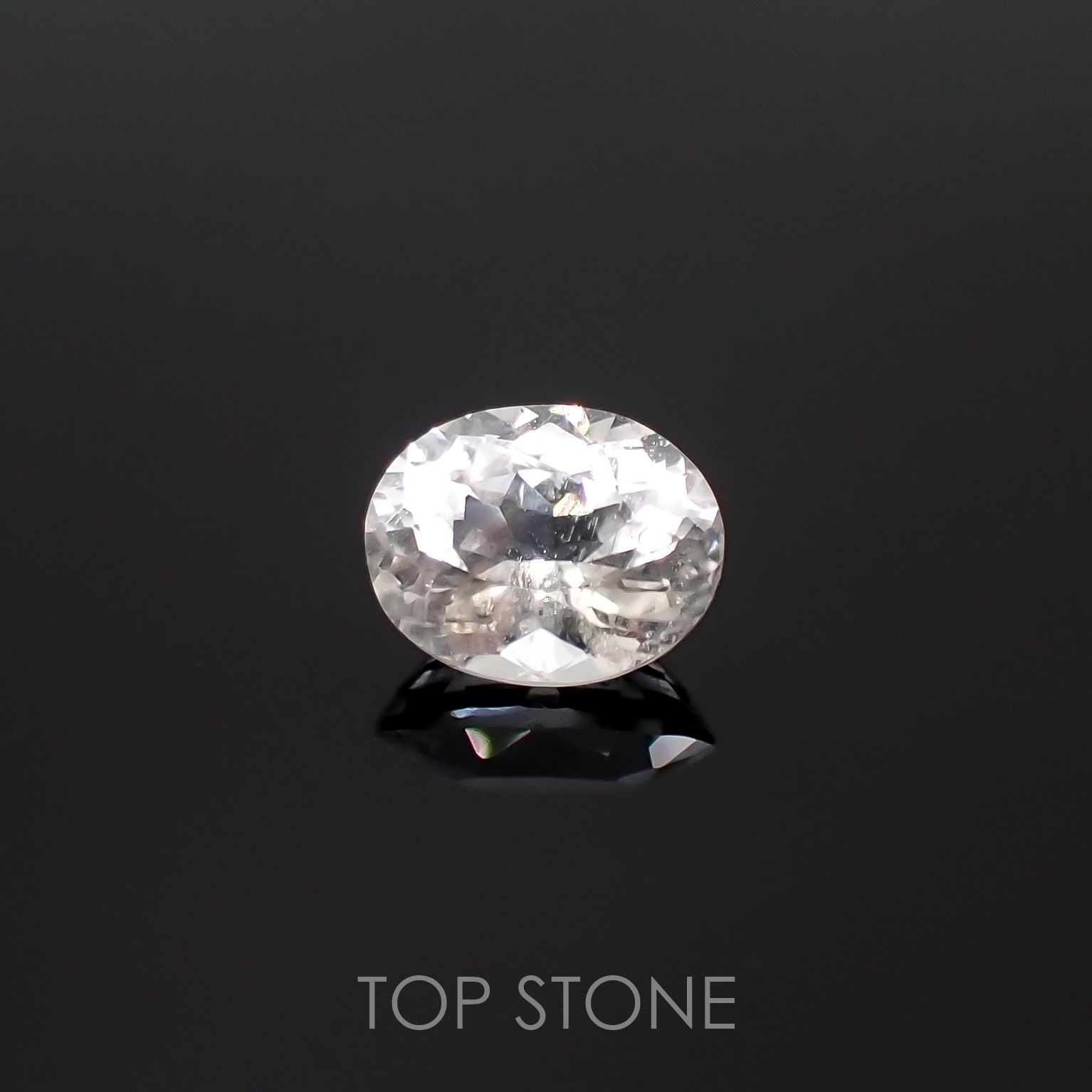 ロシア産マルシェボ フェナカイト295.1ct