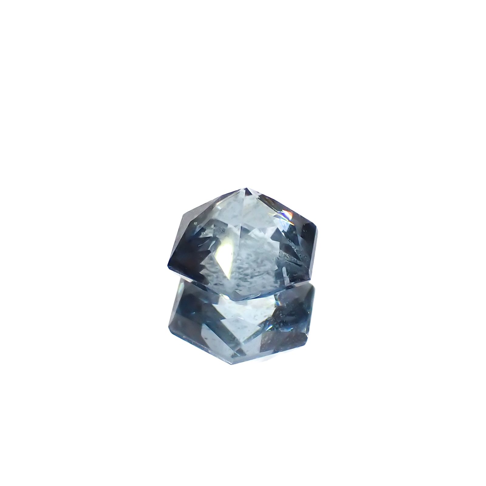 ◇ヘキサゴンカット◇アベンチュリンアクアマリン ブラジル・ミナスジェライス州産 0.48ct[240226008]4.9x4.9mm前後