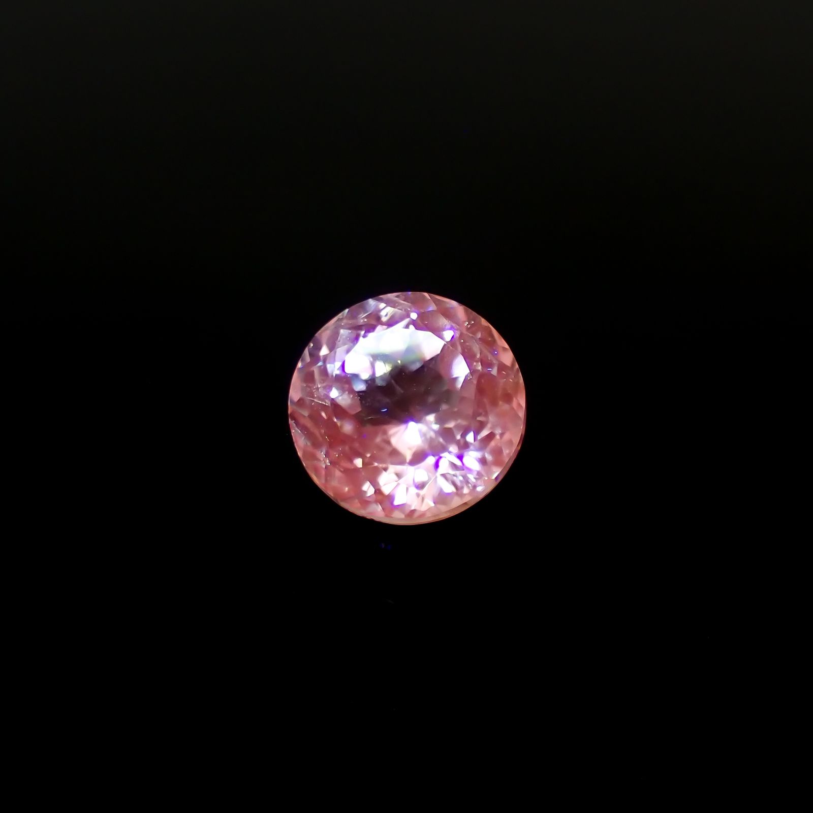 クンツァイト アフガニスタン産 2.85ct [251124359]8.2x8.2mm前後
