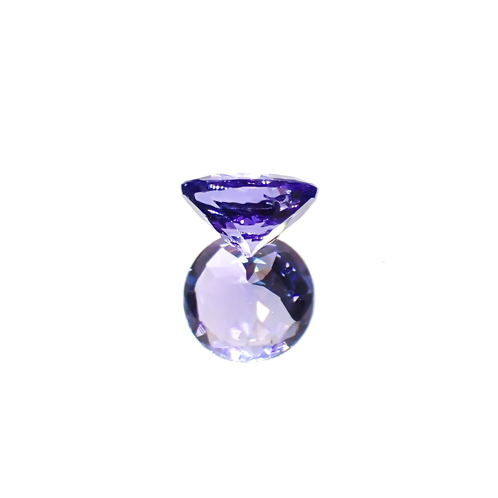 タンザナイト(宝石名タンザナイト)タンザニア産 0.58ct 識別済[230120198]5.4x5.3mm前後