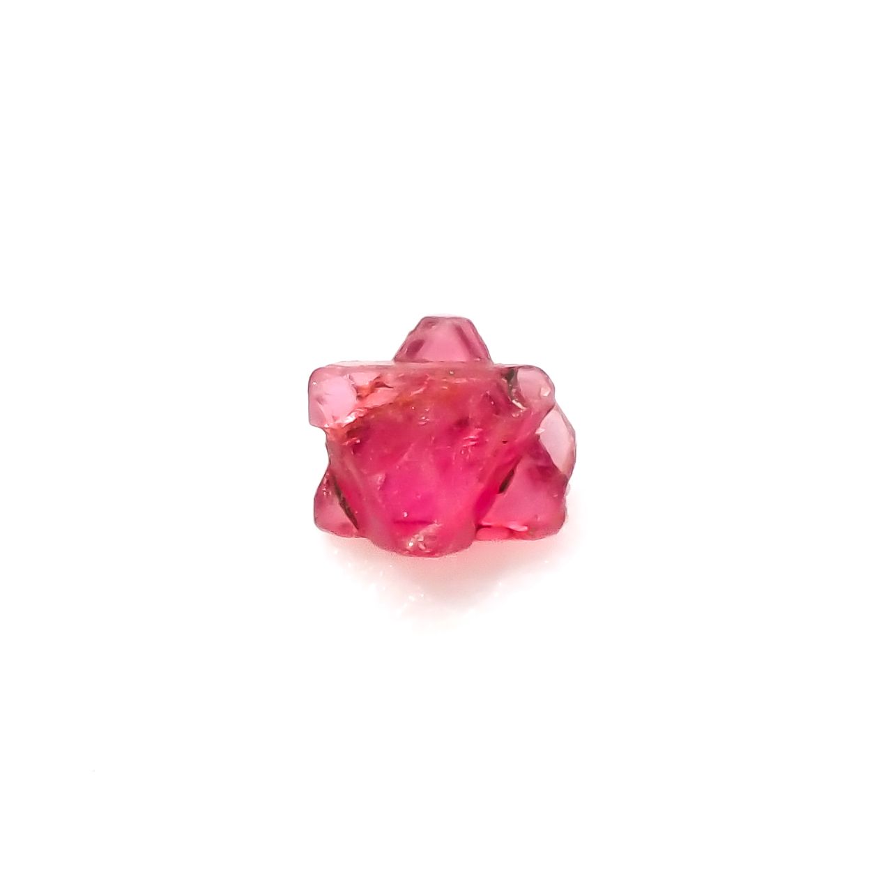 ツインクリスタルスピネル(スピネル式双晶）原石 ビルマ産 0.070ct[231124058]2.6x2.4mm前後