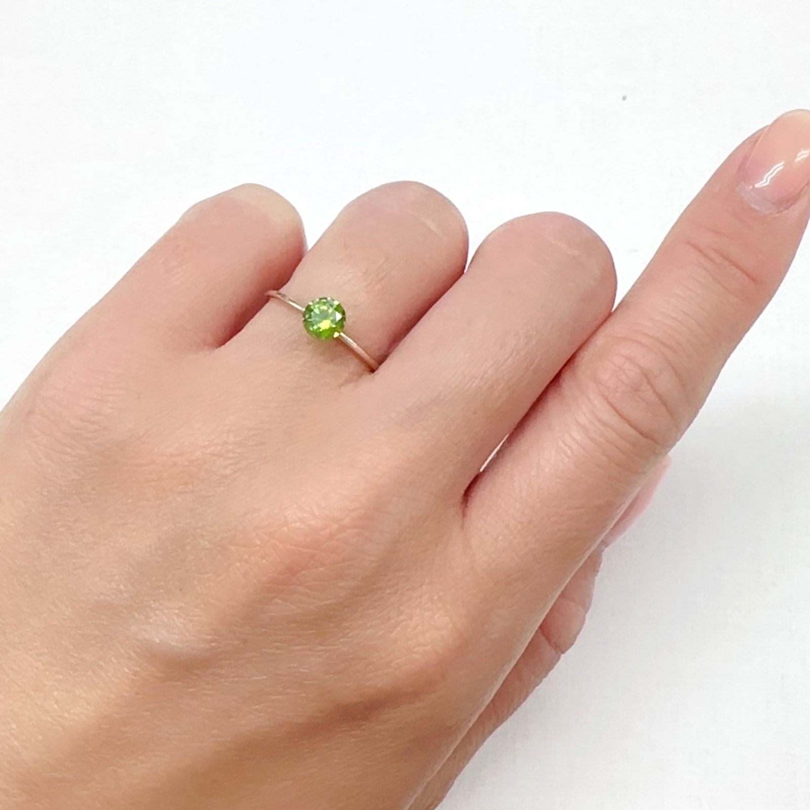 デマントイドガーネット ロシア産 0.64ct[240427196]5.1x5.1mm前後