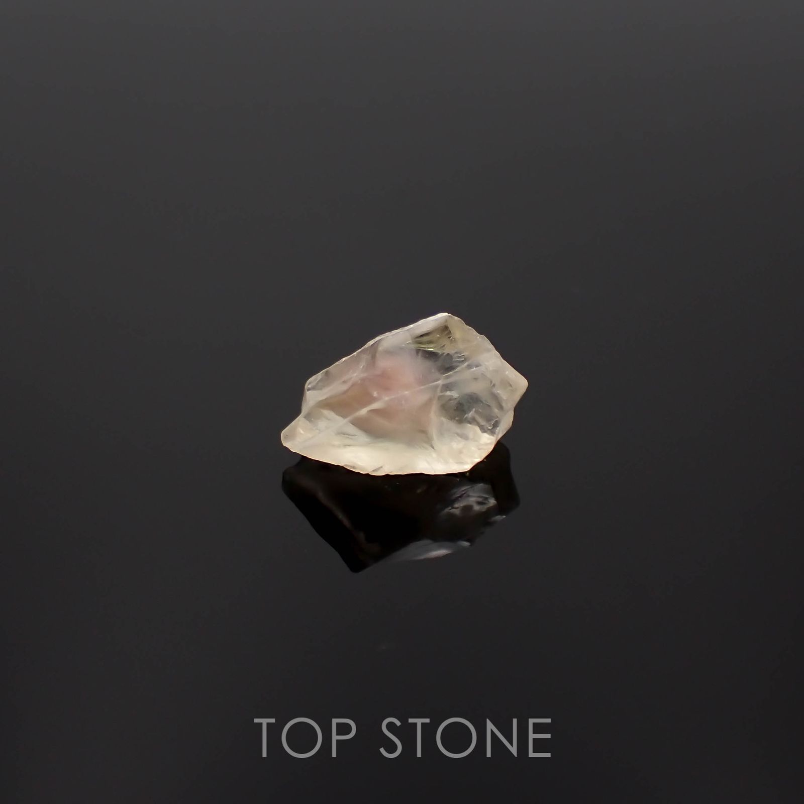 オレゴンサンストーン原石 アメリカ・オレゴン州産 3.13ct[230220420]12.3x7.3mm前後