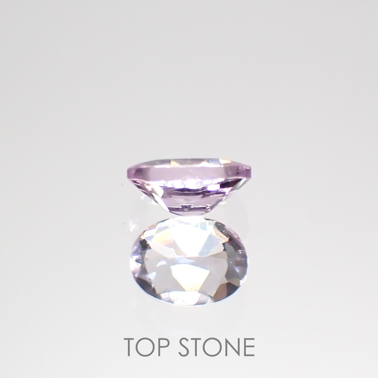 ピンクゾイサイト(宝石名ピンク・ゾイサイト)タンザニア産 0.18ct 識別済[220115054]4.1x3.1mm前後