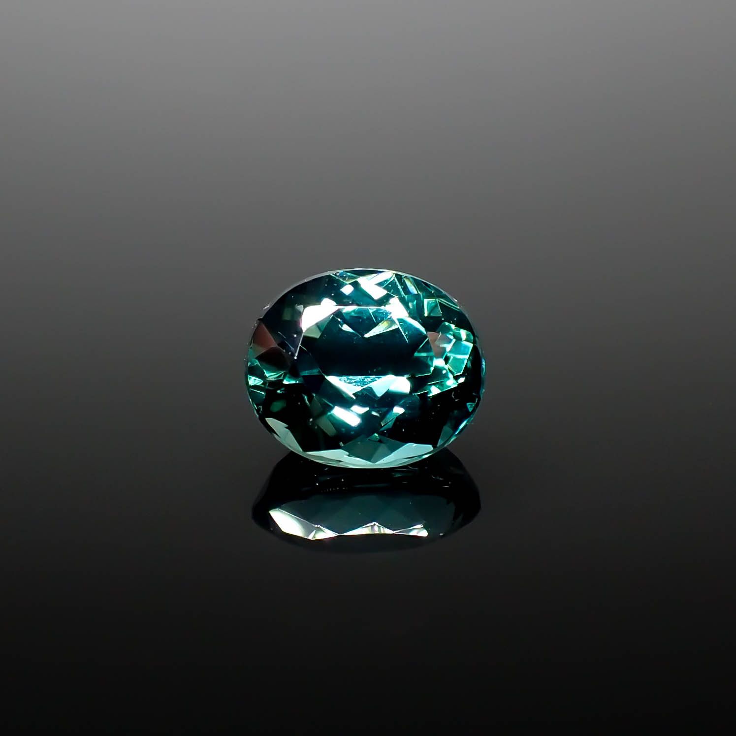 ブルーグリーントルマリン ブラジル産 1.05ct[240527539]6.7x5.7mm前後