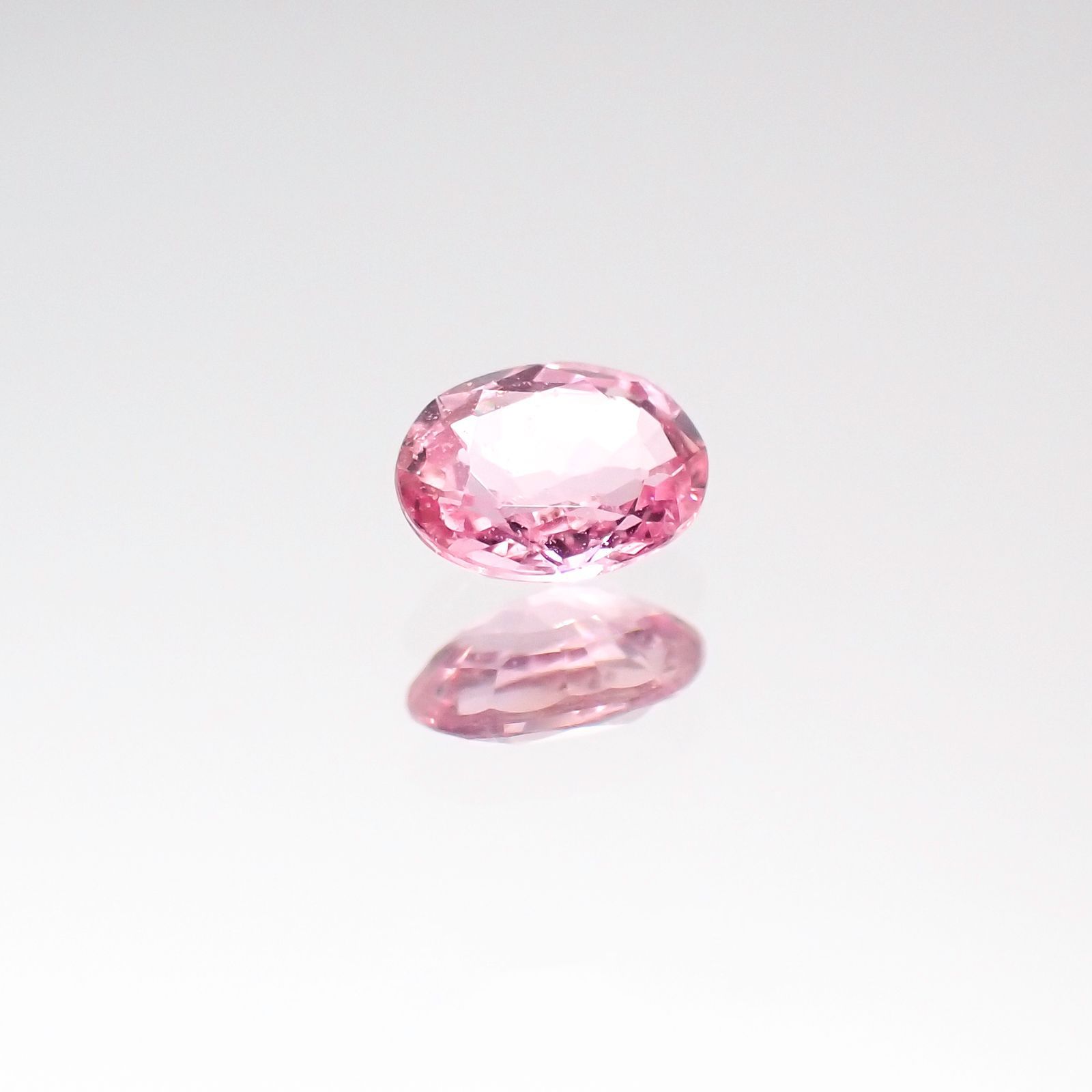 パパラチャサファイア スリランカ産 ルース 0.189ct ソーティング付き[20106139]3.9×3mm前後