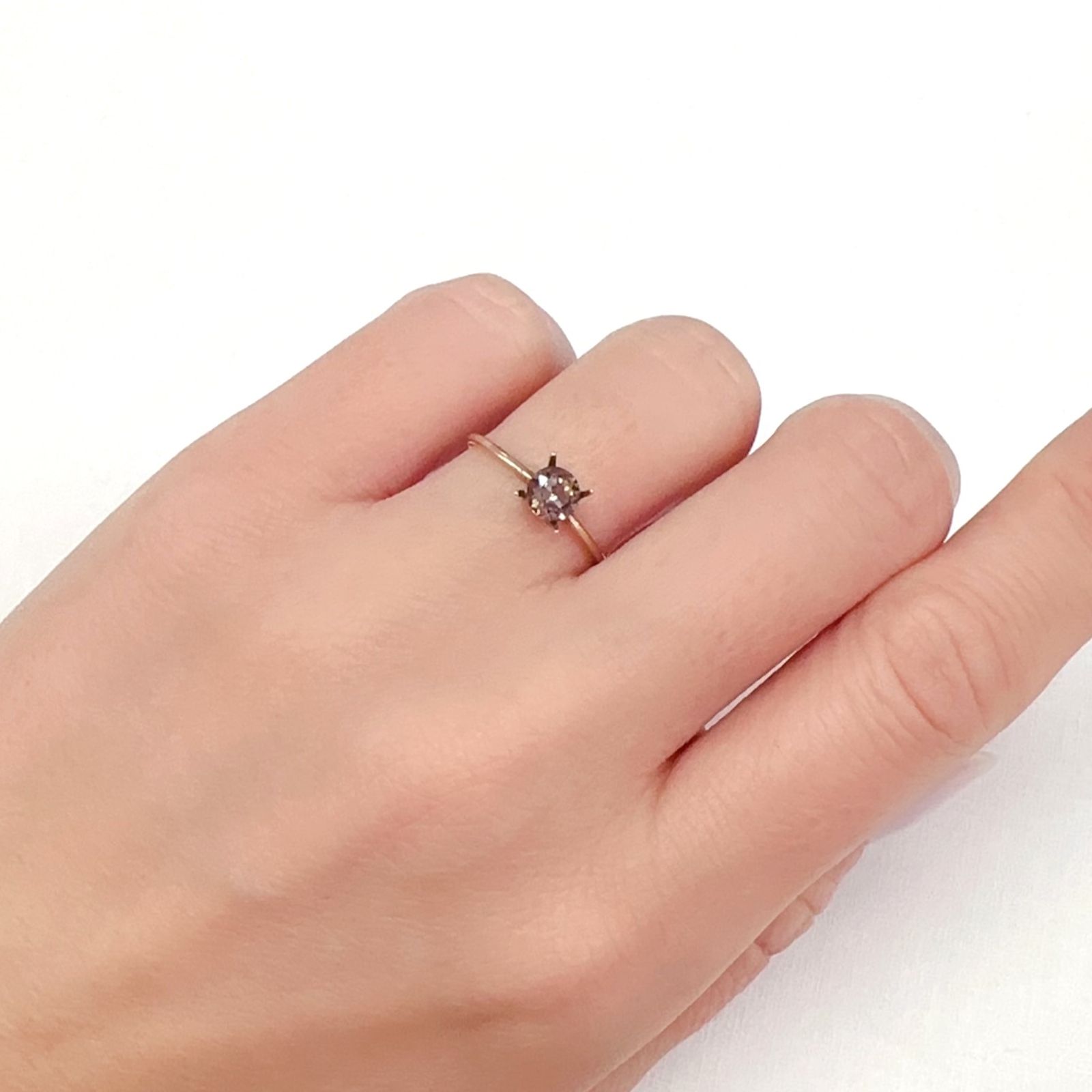 アキシナイト パキスタン産 0.48ct[231224651]4.8x4.7mm前後