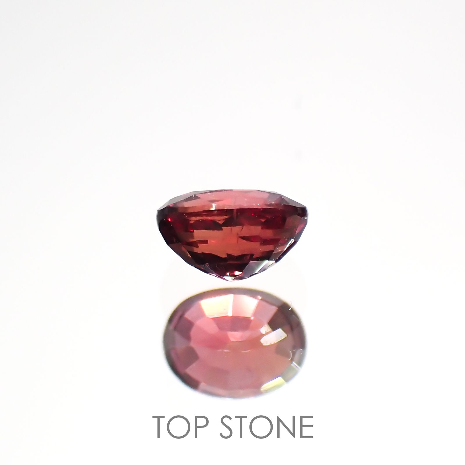 ルビー(宝石名ルビー)タンザニア産 0.28ct 識別済[220115040]4x3.1mm前後