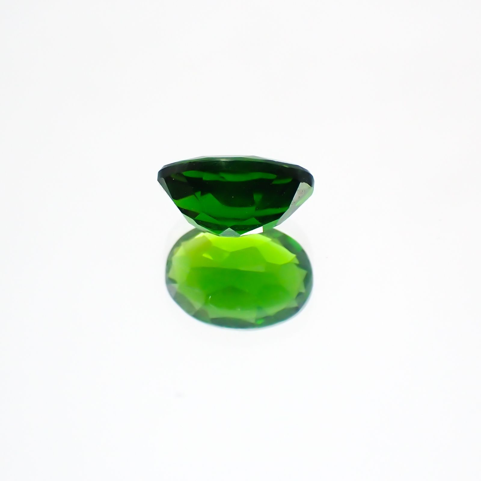 クロムダイオプサイド(宝石名クロム・ダイオプサイド)ロシア産 0.83ct 識別済[231124299]7x5.1mm前後
