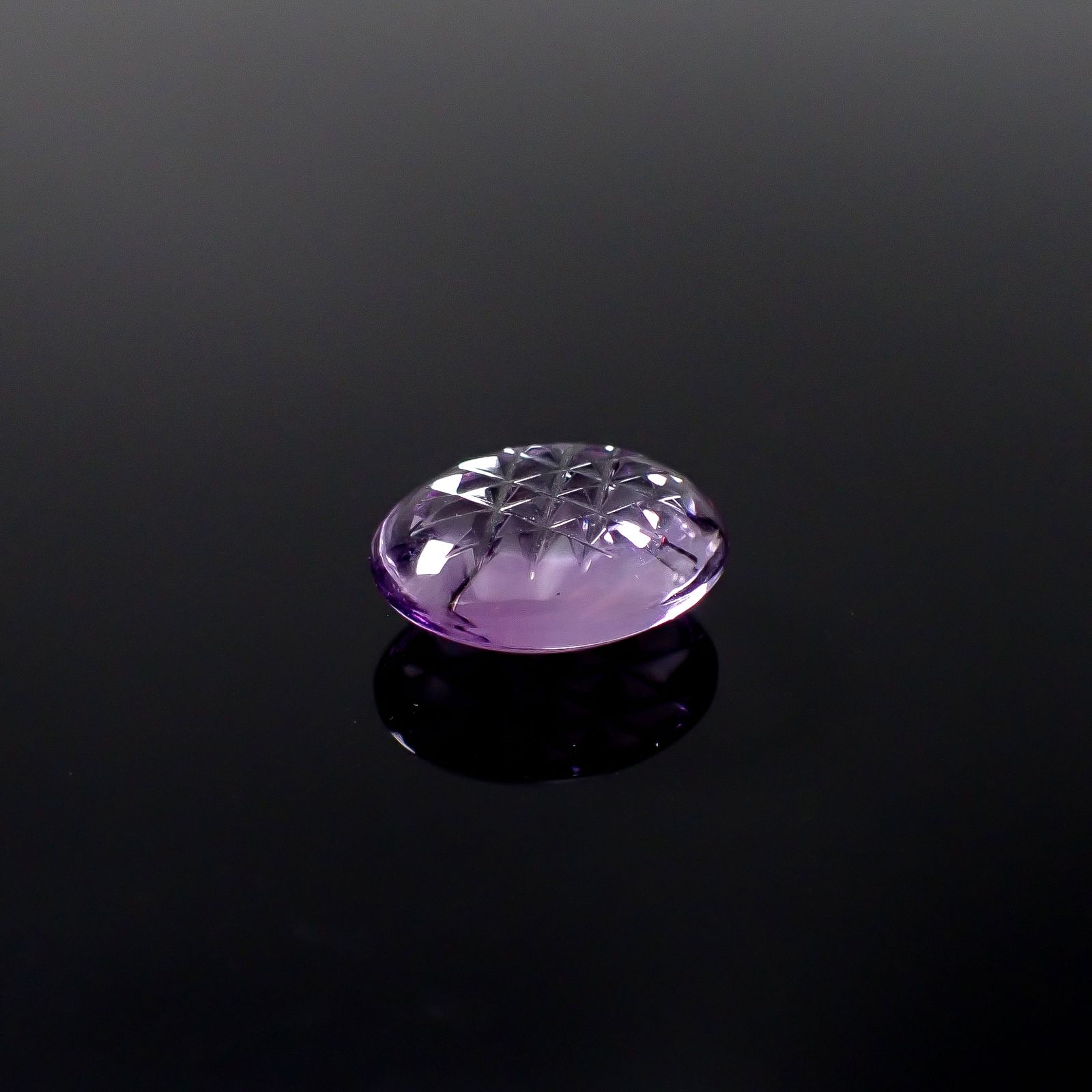 ◇甲州貴石切子Plus Three◇アメジスト ブラジル産 6.20ct / 13.9x11.9mm前後 [251231458]