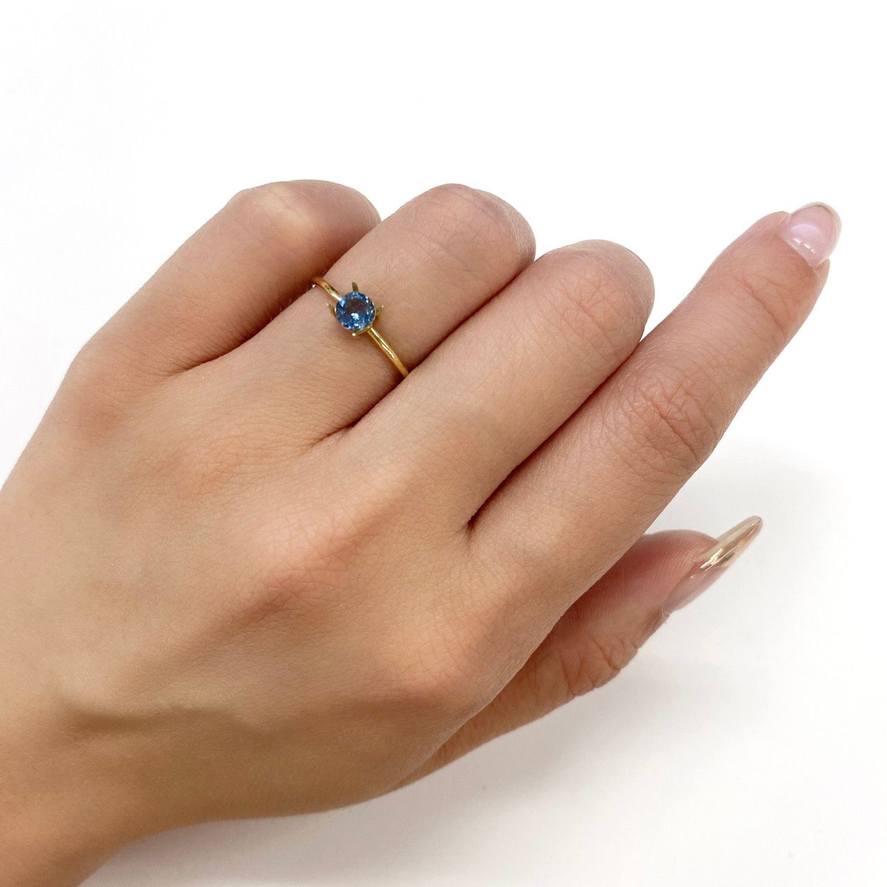 サンタマリア アクアマリン ブラジル産 ルース 0.29ct[210611404]4.5×4.5mm前後