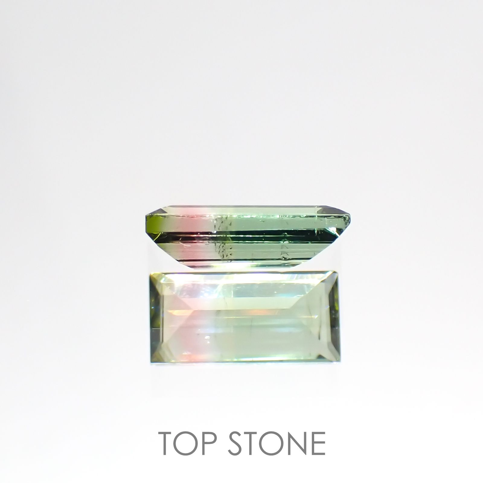 バイカラートルマリン(宝石名バイカラー・トルマリン) ブラジル産 0.59ct 識別済[211013628]7.4×3.5mm前後