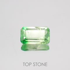 バイカラーツァボライト タンザニア産 ルース 0.8ct[210610926]7×4.3mm前後