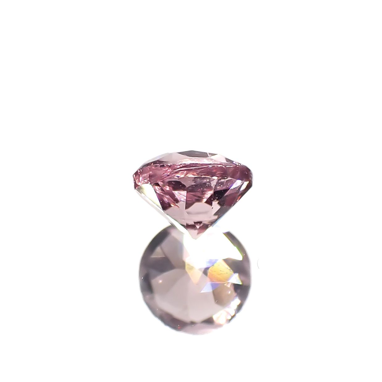 ドラゴンガーネット タンザニア産 0.35ct[241029210]4x4mm前後