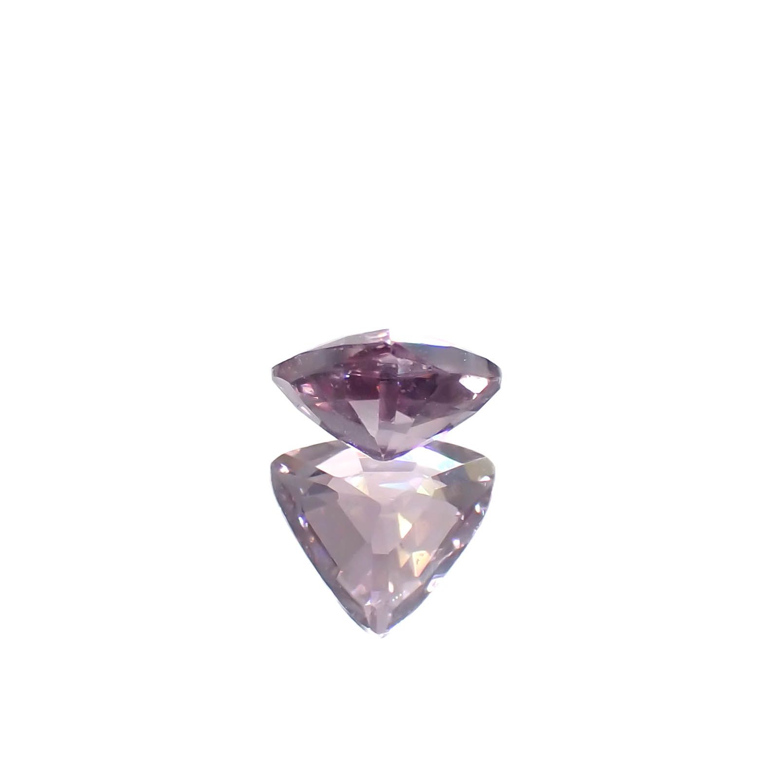 カラーシフト ピンクダイアスポア アフガニスタン産 0.70ct[240326989]6.2x5.4mm前後